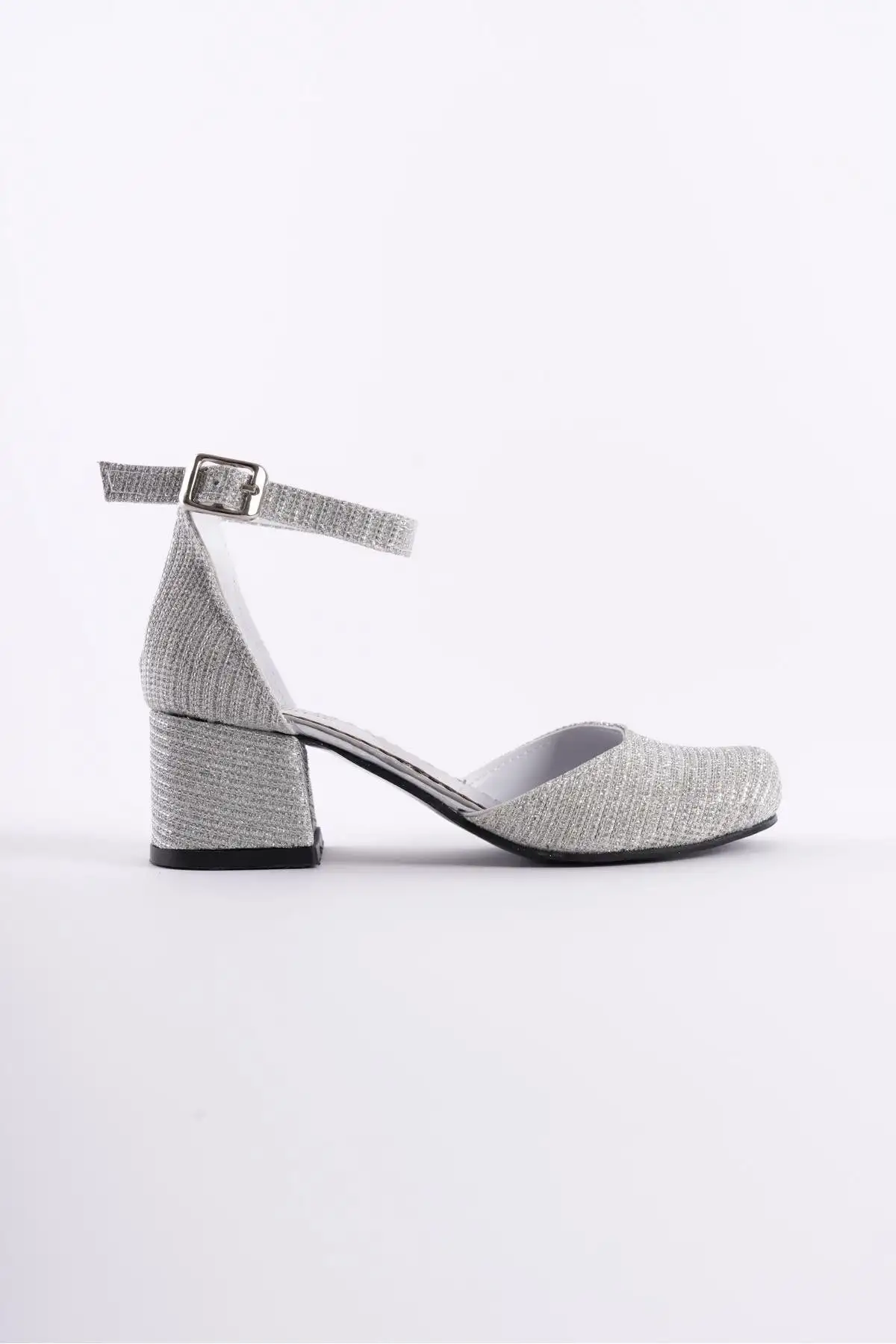 کفش دخترانه  پاشنهدار مجلسی  نقرهای - 5211 کفش دخترانه پاشنهدار مجلسی نقرهای - 5211