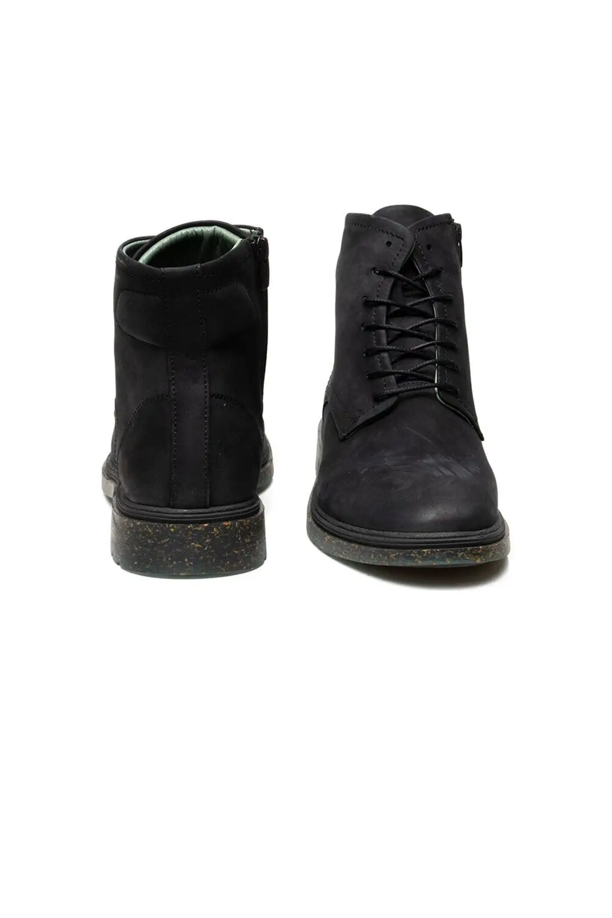 بوت مردانه کفش چکمهای کلاسیک  از چرم طبیعی مشکی - 4977 بوت مردانه کفش چکمهای کلاسیک از چرم طبیعی مشکی - 4977