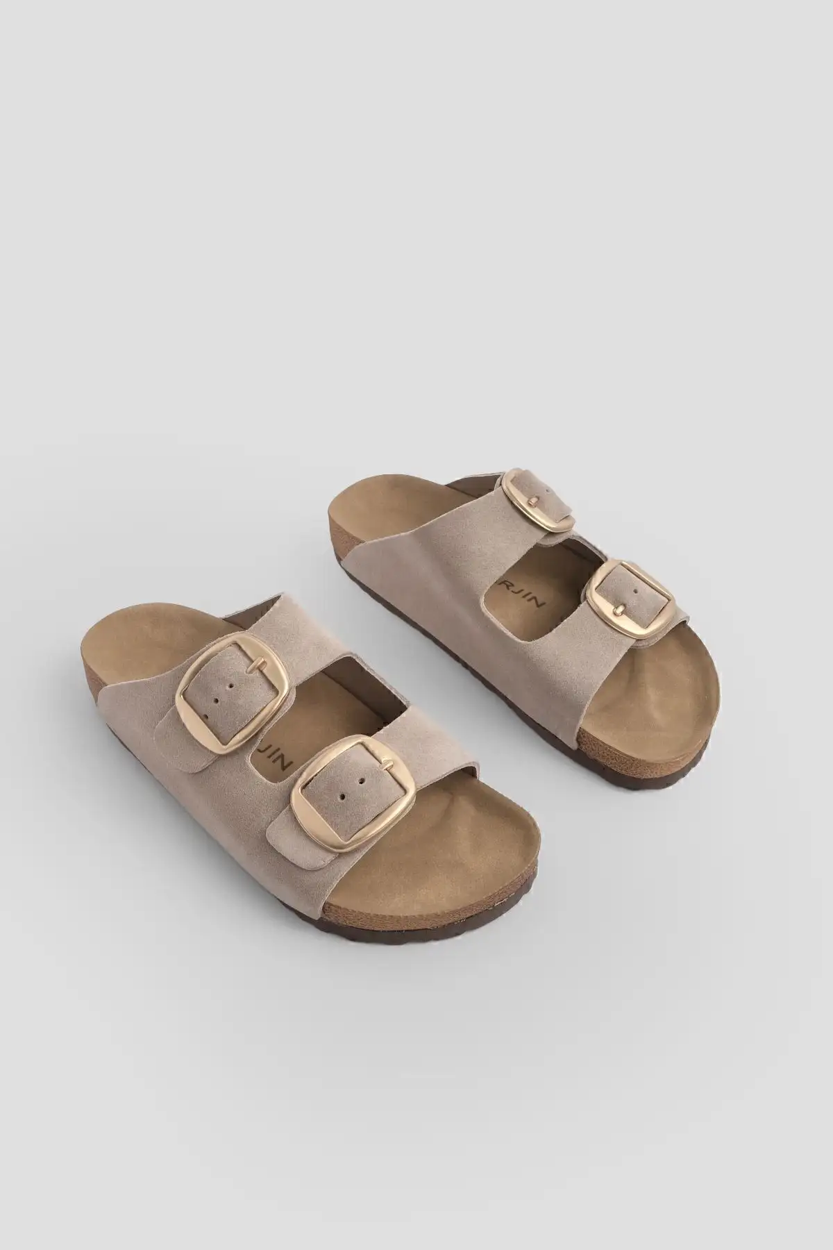 کفش راحتی خانه ترجمه محصول به فارسی:"صندل روزمره زنانه از چرم طبیعی با دو بند و کفی eva رنگ بژ" - 3884 کفش راحتی خانه ترجمه محصول به فارسی: "صندل روزمره زنانه از چرم طبیعی با دو بند و کفی eva رنگ بژ" - 3884