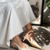 کفش پاشنه‌ بلند زنانه ملوین بیژ با طرح مات و جزئیات لاستیکی در مچ، کفش پاشنه‌بلند زنانه - 3663