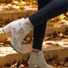 بوت و نیم‌ بوت زنانه بوت و بوتی روزمره زنانه با جزئیات گره‌ای و سنگ‌دار از جنس چرم مخملی (کِرِم سوئِت) WSB1114 - 3467