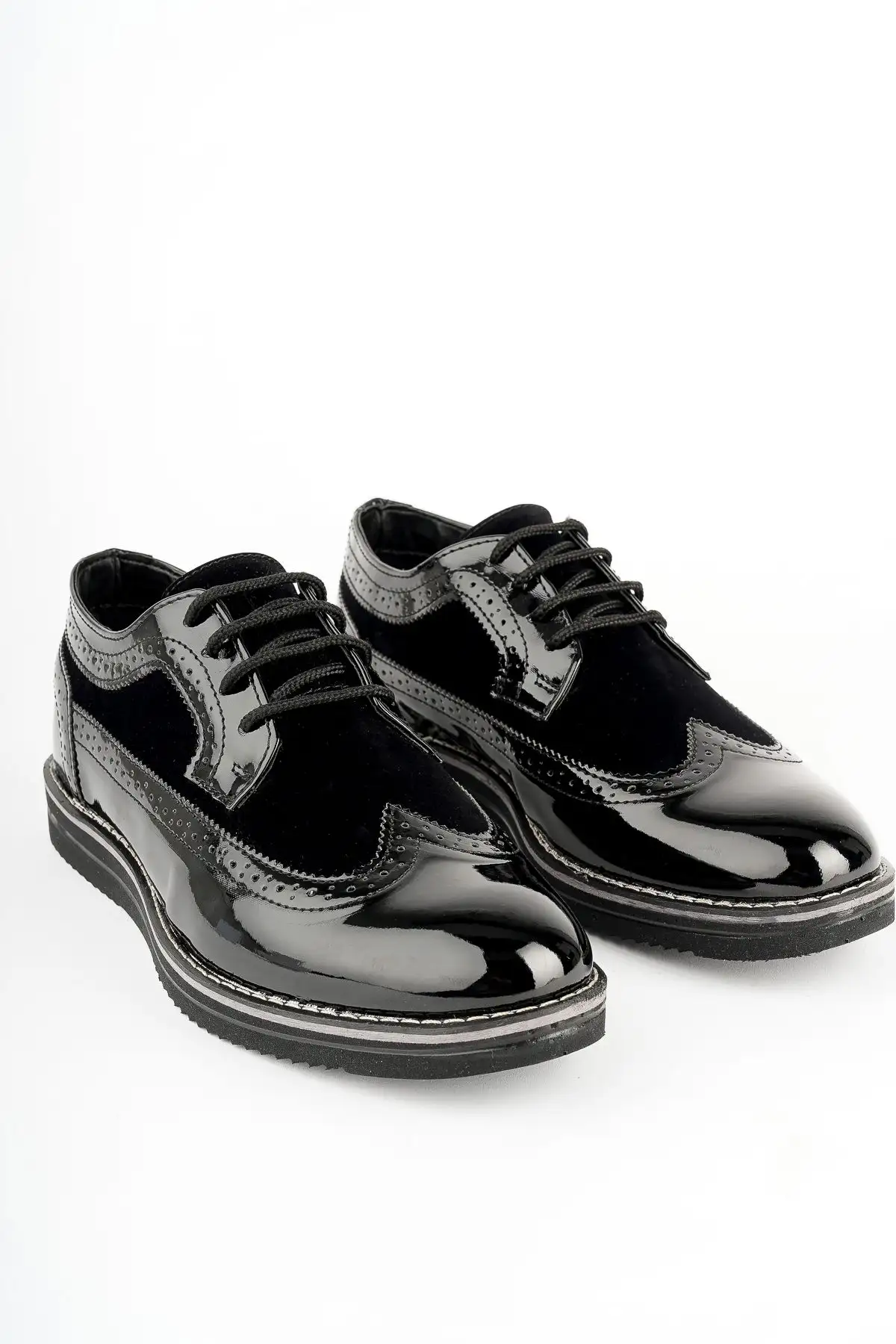 کفش رسمی مردانه   آکسفورد مدل Freemax.1118 مشکی - 4731 کفش رسمی مردانه آکسفورد مدل Freemax.1118 مشکی - 4731