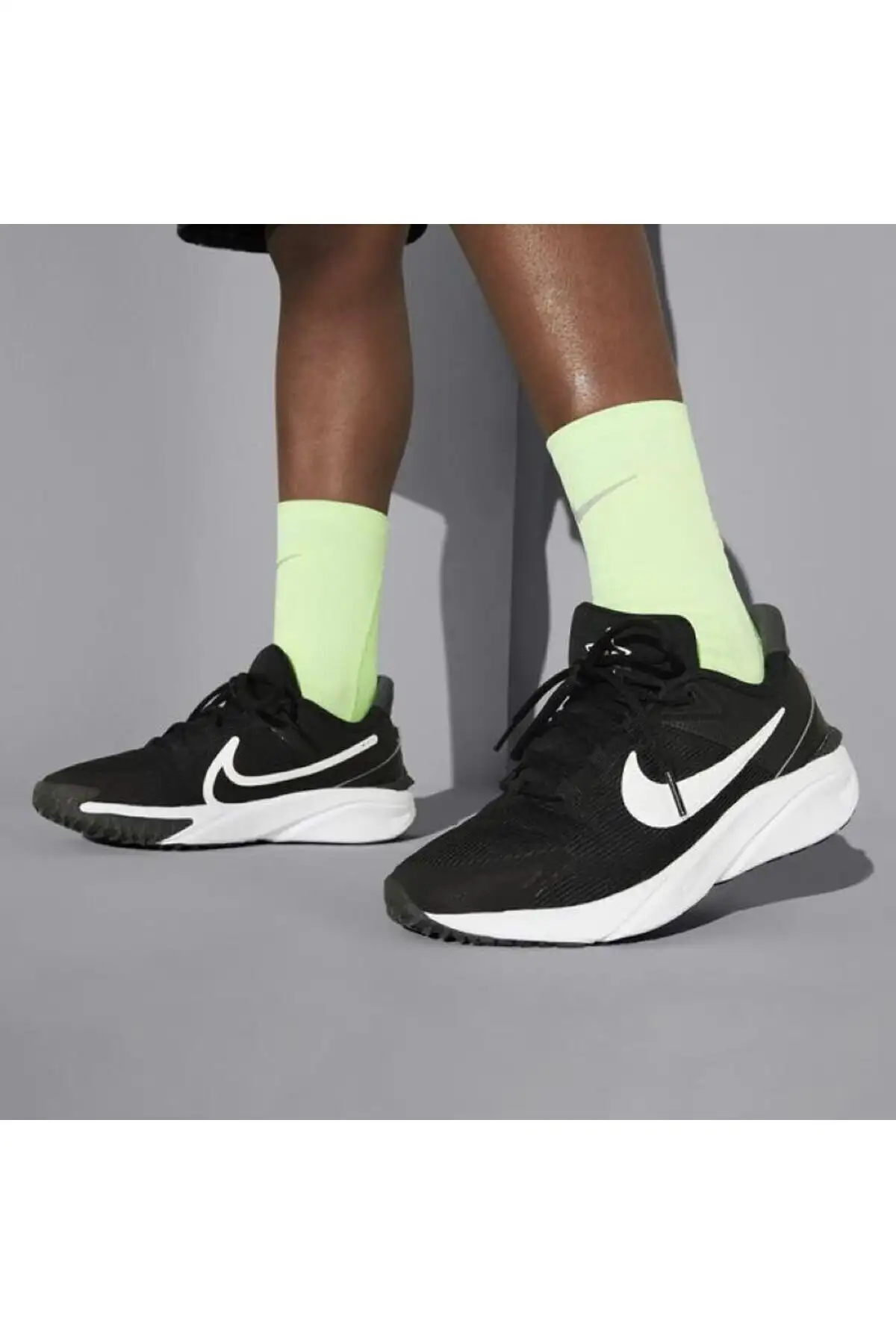 کفش دویدن (رانینگ) کفش پیادهروی و دویدن استار رانر ۴ NN (GS) مدل DX7615-001 - 3848 کفش دویدن (رانینگ) کفش پیادهروی و دویدن استار رانر ۴ NN (GS) مدل DX7615-001 - 3848