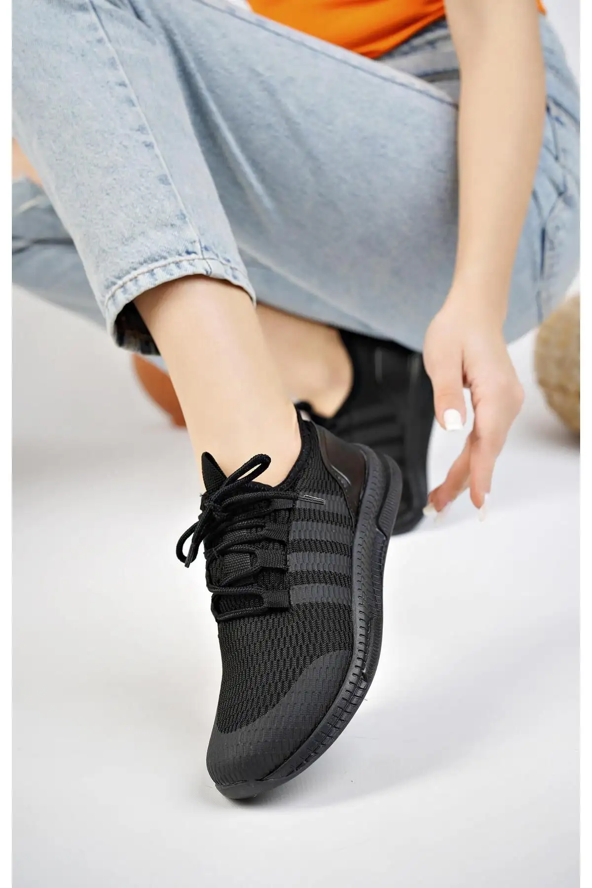 کفش پسرانه  ورزشی یونیسکس جوتا برای دویدن و پیادهروی - 4472 کفش پسرانه ورزشی یونیسکس جوتا برای دویدن و پیادهروی - 4472