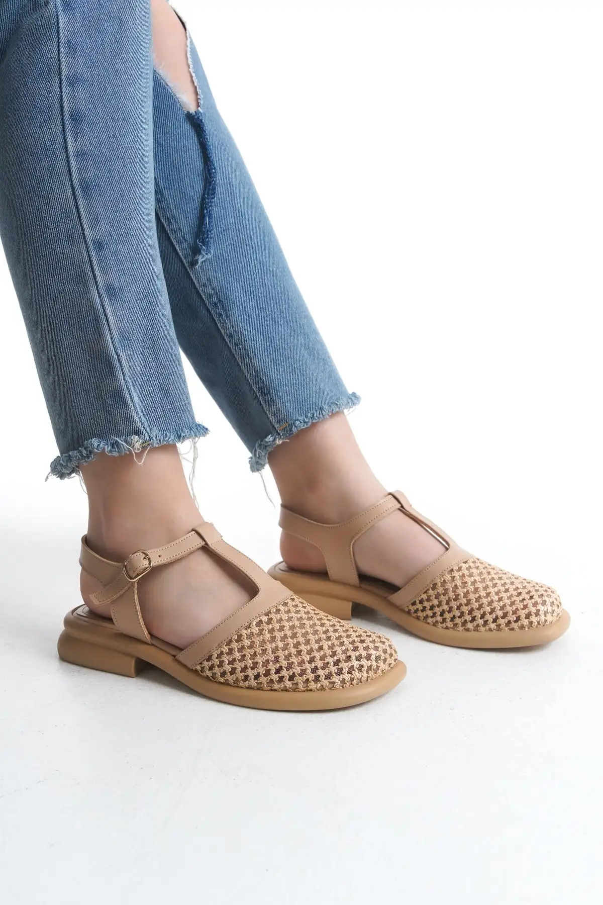 کفش صندل زنانه سندل روزمره با زیره پلی، جلوبسته و بند حصیری لونیان - 4069