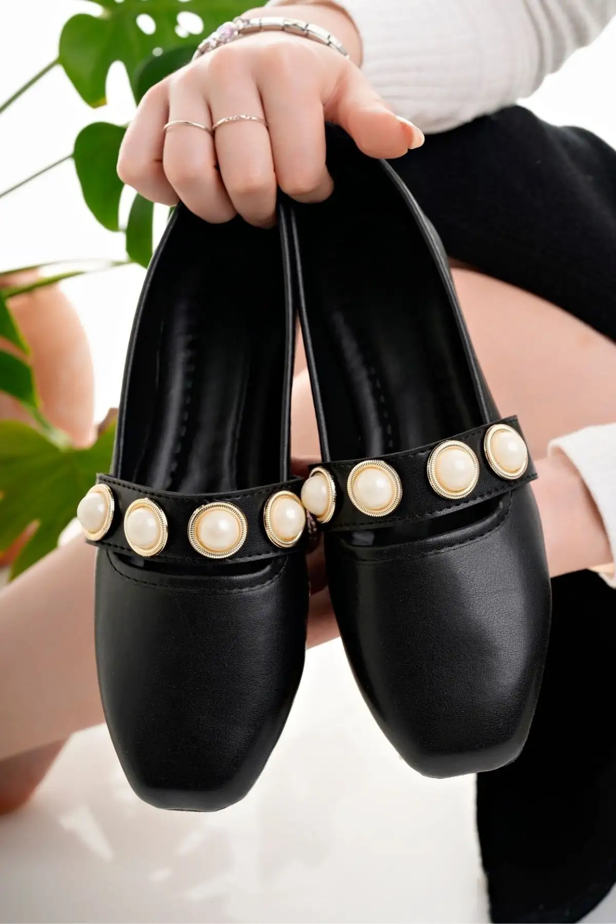 کفش اداری زنانه بالهای مشکی شیک برای خانه، کار و استفاده روزمره - 4405 کفش اداری زنانه بالهای مشکی شیک برای خانه، کار و استفاده روزمره - 4405