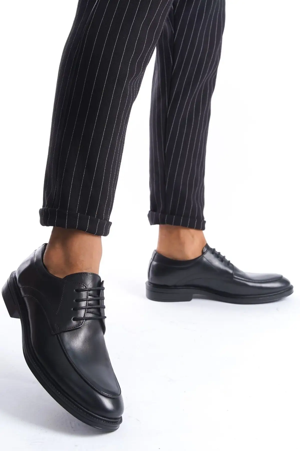 کفش رسمی مردانه  کلاسیک چرمی ، طراحی ایتالیایی، 100% چرم داخلی و خارجی - 4627 کفش رسمی مردانه کلاسیک چرمی ، طراحی ایتالیایی، 100% چرم داخلی و خارجی - 4627