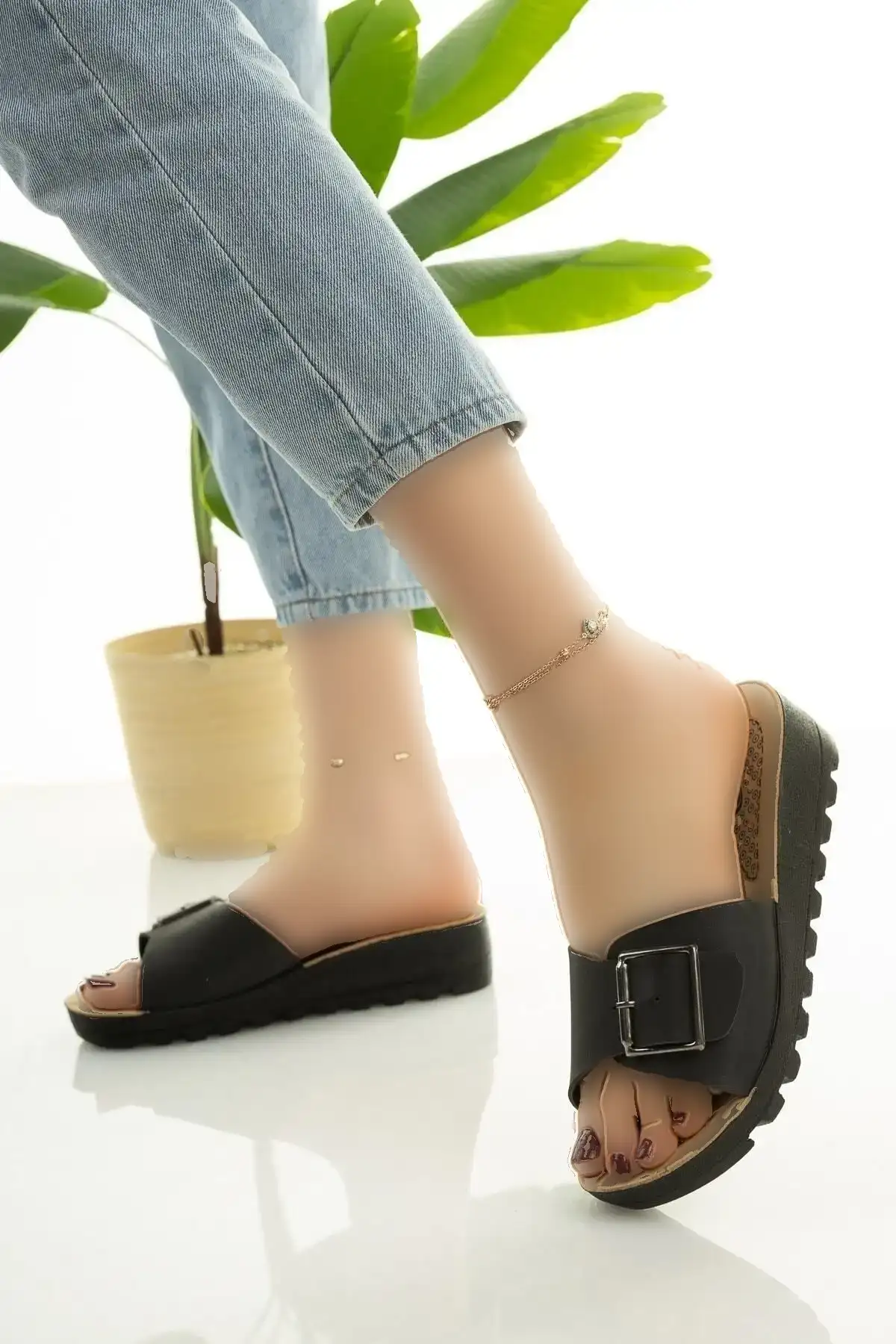 کفش راحتی خانه صندل پاشنهکوتاه زنانه مشکی، صندل روزمره راحت و سبک، شیک برای مادران جوان - 5263 کفش راحتی خانه صندل پاشنهکوتاه زنانه مشکی، صندل روزمره راحت و سبک، شیک برای مادران جوان - 5263