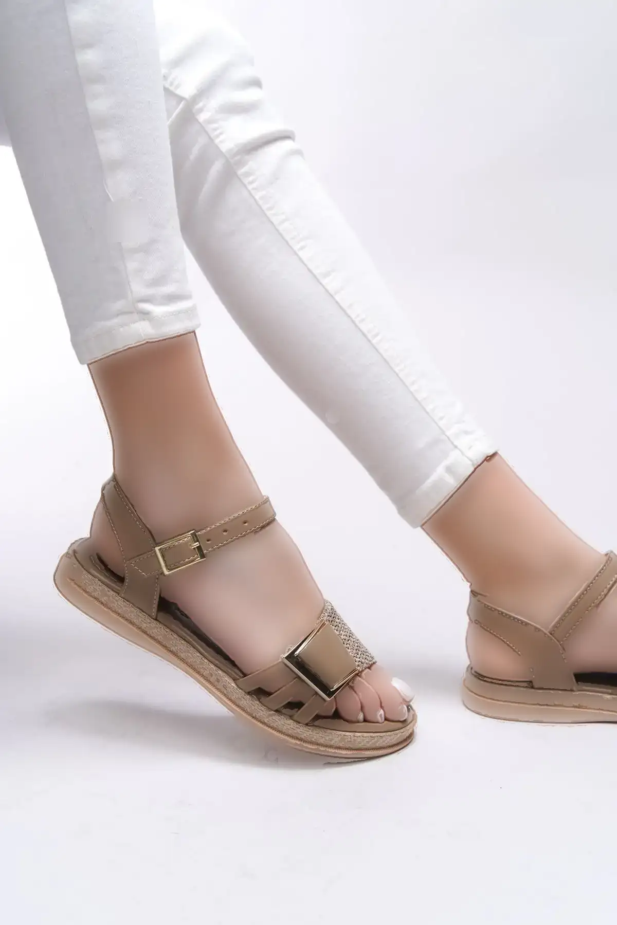 کفش صندل زنانه   تاناسترا 0012205 بژ حصیری - 4680 کفش صندل زنانه تاناسترا 0012205 بژ حصیری - 4680