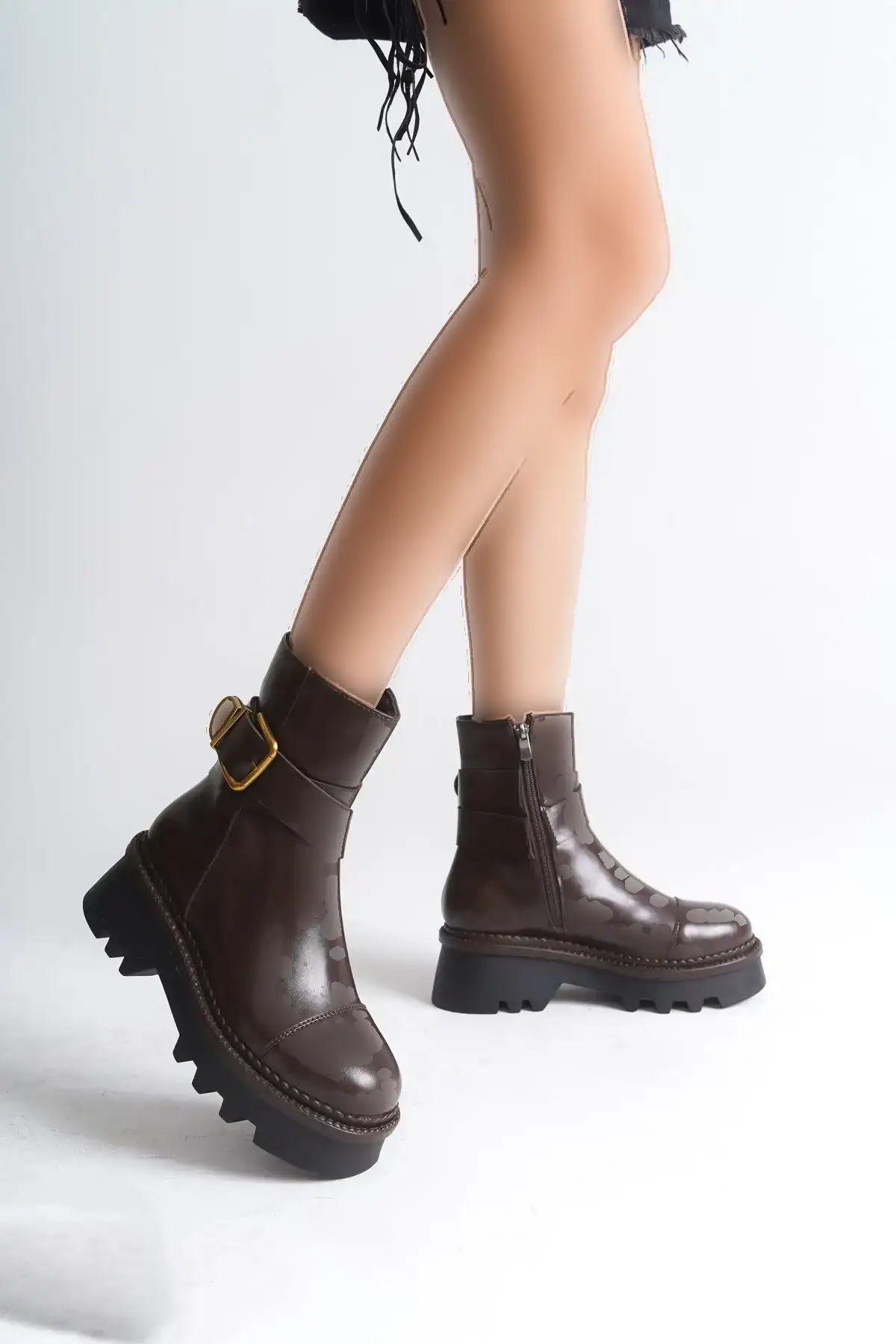 بوت و نیم بوت زنانه Bot طولانی زنانه با زیپ جانبی و قفل فلزی با پایه ترانک - 3455 بوت و نیم بوت زنانه Bot طولانی زنانه با زیپ جانبی و قفل فلزی با پایه ترانک - 3455