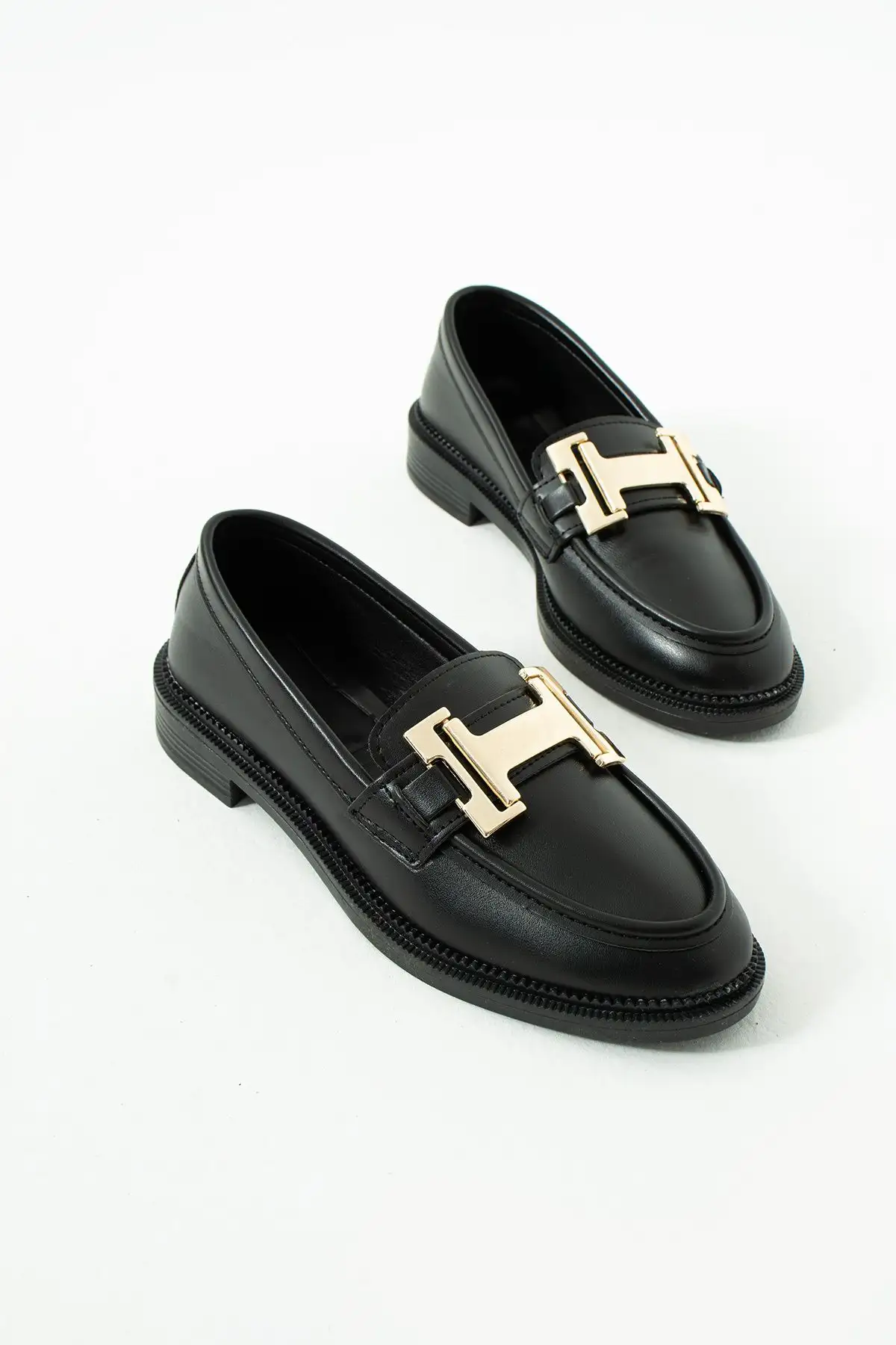 کفش تخت زنانه کفش لوفر کلاسیک زنانه سیاه چرم روزمره راحت با سگک کلاوانیز - 3232 کفش تخت زنانه کفش لوفر کلاسیک زنانه سیاه چرم روزمره راحت با سگک کلاوانیز - 3232