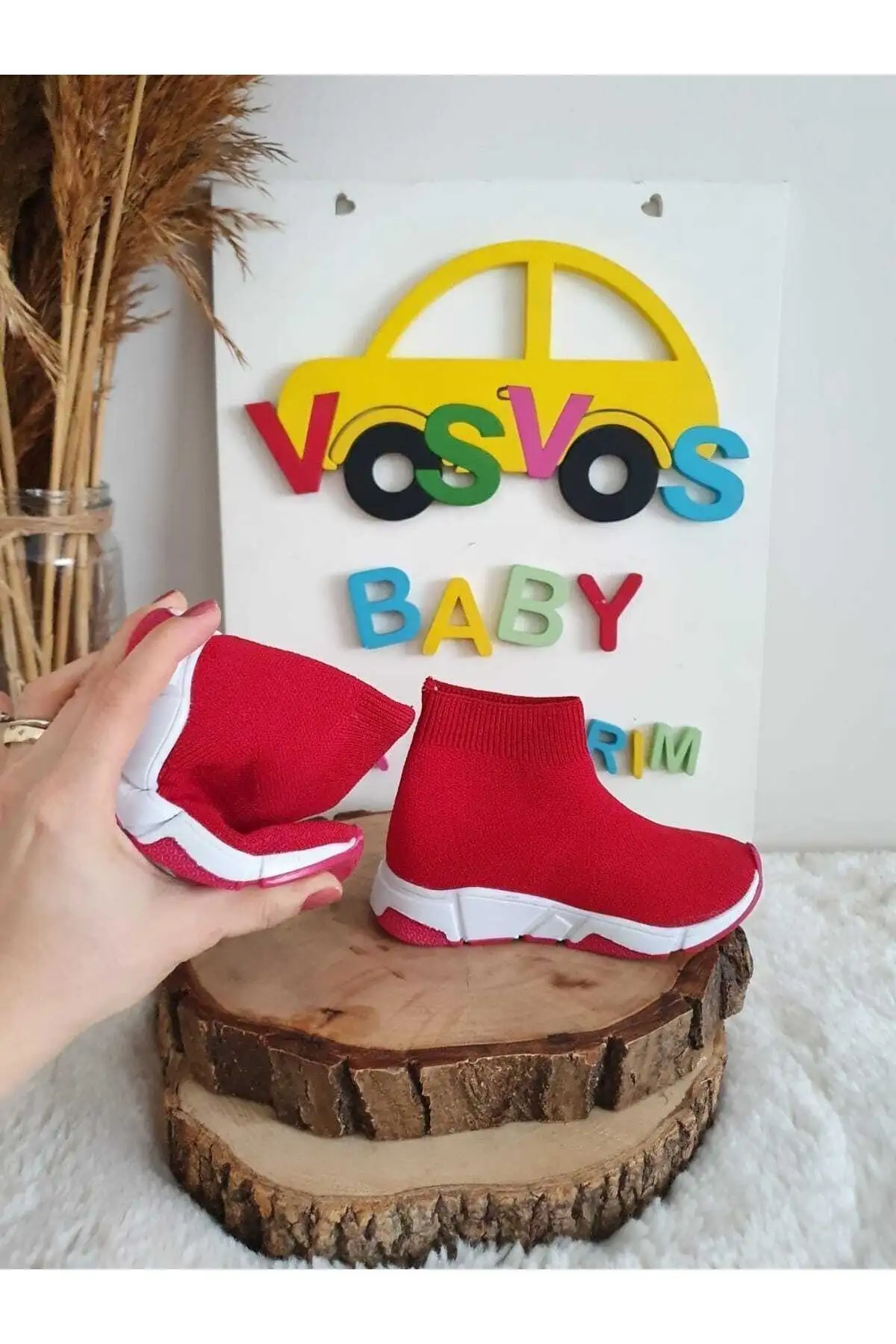 کفش بچگانه کفش ورزشی بند دار قرمز - 3601 کفش بچگانه کفش ورزشی بند دار قرمز - 3601