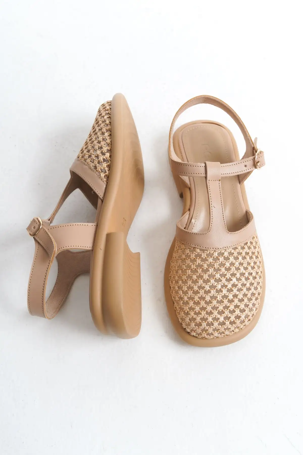 کفش صندل زنانه سندل روزمره با زیره پلی، جلوبسته و بند حصیری لونیان - 4069