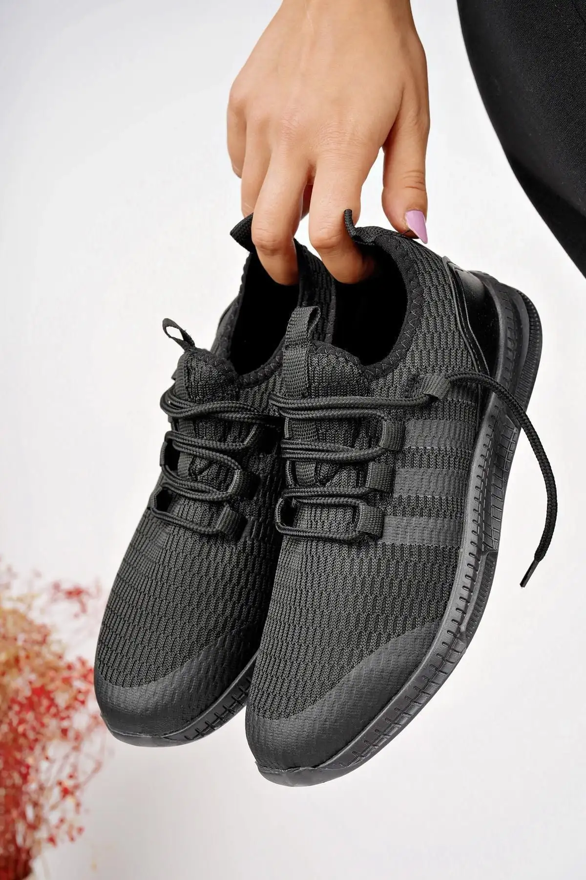 کفش پسرانه  ورزشی یونیسکس جوتا برای دویدن و پیادهروی - 4472 کفش پسرانه ورزشی یونیسکس جوتا برای دویدن و پیادهروی - 4472