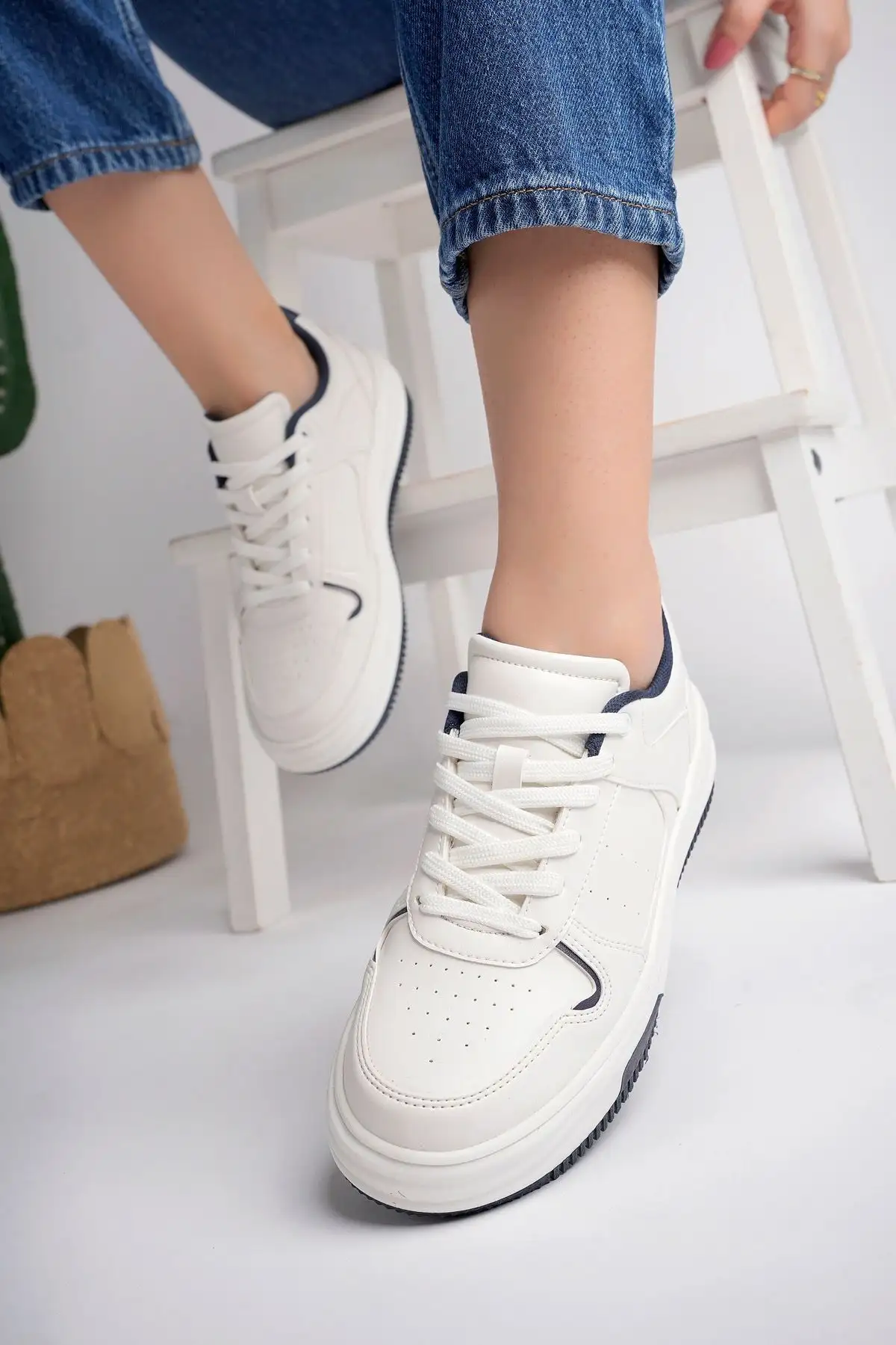 کفش ورزشی کفش ورزشی روزمره زنانه رنگ سرمهای - 3373 کفش ورزشی کفش ورزشی روزمره زنانه رنگ سرمهای - 3373