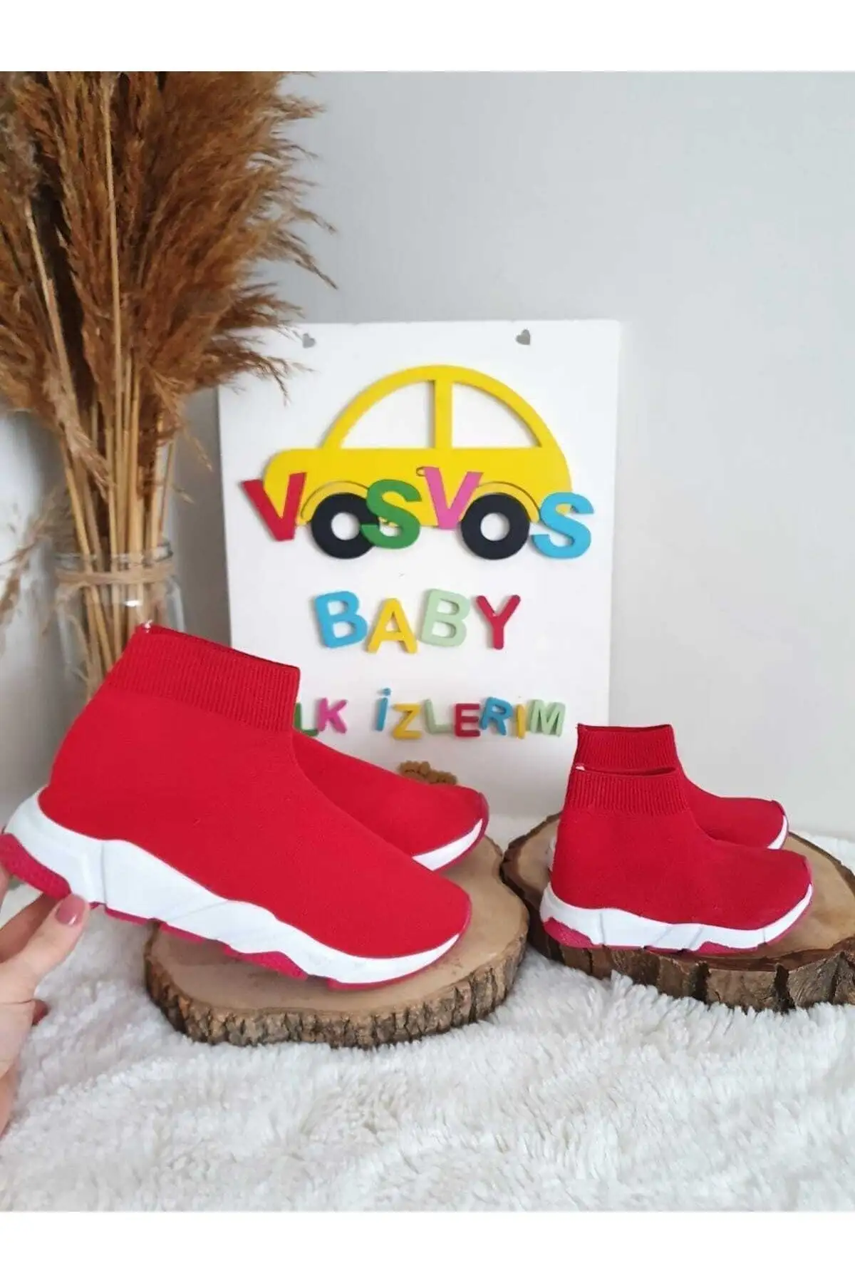 کفش بچگانه کفش ورزشی بند دار قرمز - 3601 کفش بچگانه کفش ورزشی بند دار قرمز - 3601