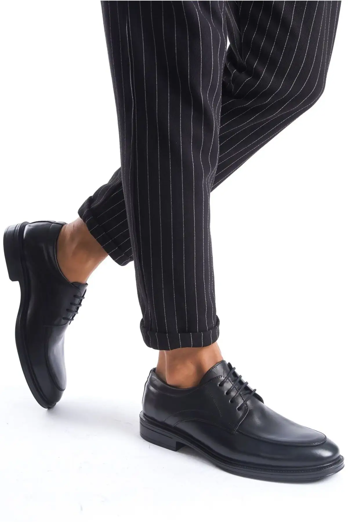 کفش رسمی مردانه  کلاسیک چرمی ، طراحی ایتالیایی، 100% چرم داخلی و خارجی - 4627 کفش رسمی مردانه کلاسیک چرمی ، طراحی ایتالیایی، 100% چرم داخلی و خارجی - 4627