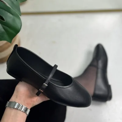 کفش اداری زنانه تابستانی سیاه رنگ با پنجه دایره‌ای و بند نازک قفلی، ضد طبقه‌ای، مناسب برای منزل، کار و استفاده روزانه، سبک وزن. - 4397