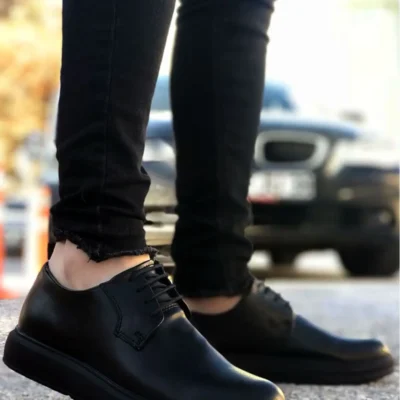 کفش روزمره مردانه کلاسیک با بند مشکی - 4644