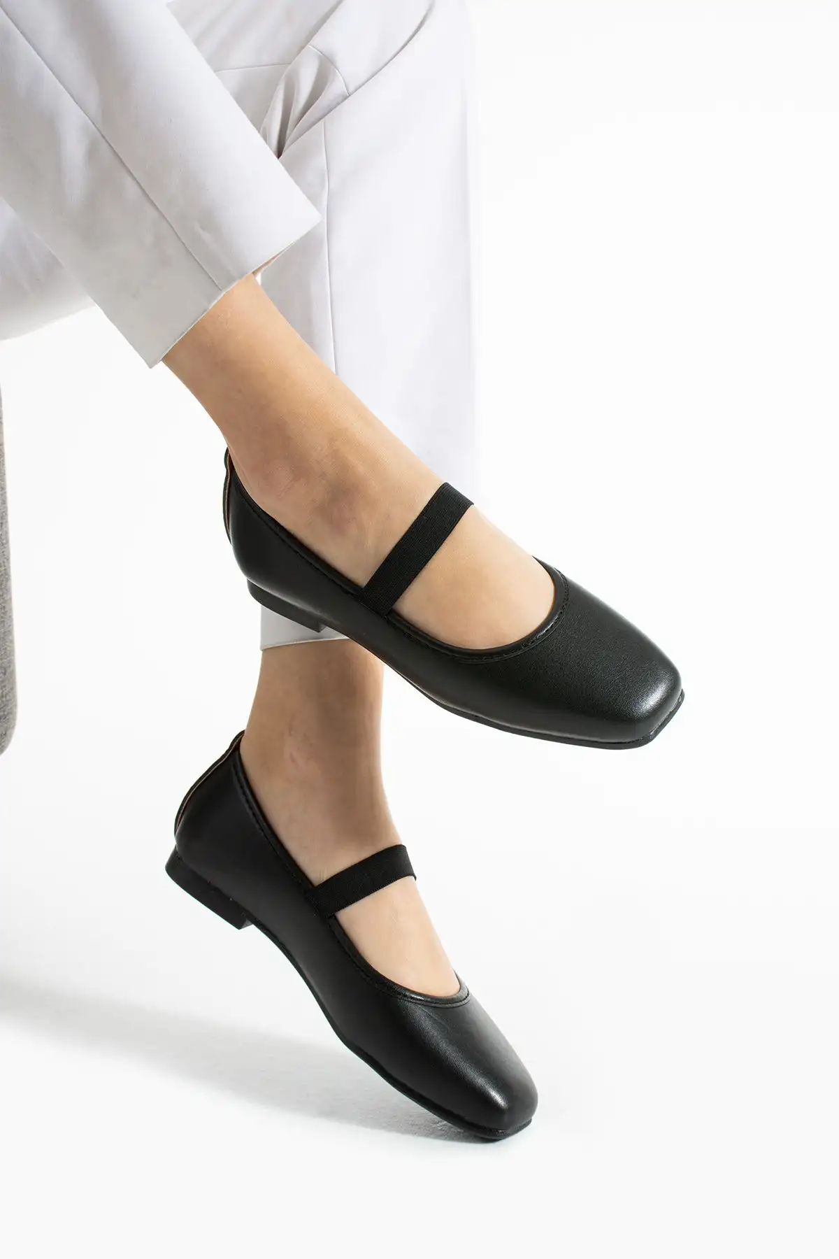 کفش اداری زنانه روزمره قابل پوشیدن از جنس چرم، مدل بیرونی، کفی نرم، مناسب اداره، فصلی - 5077 کفش اداری زنانه روزمره قابل پوشیدن از جنس چرم، مدل بیرونی، کفی نرم، مناسب اداره، فصلی - 5077