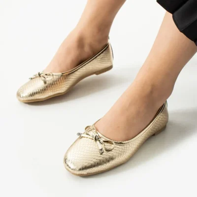 کفش اداری زنانه هانا ترند تخت با پاپیون طلایی - و خانگی مدل STC1076 - 4242