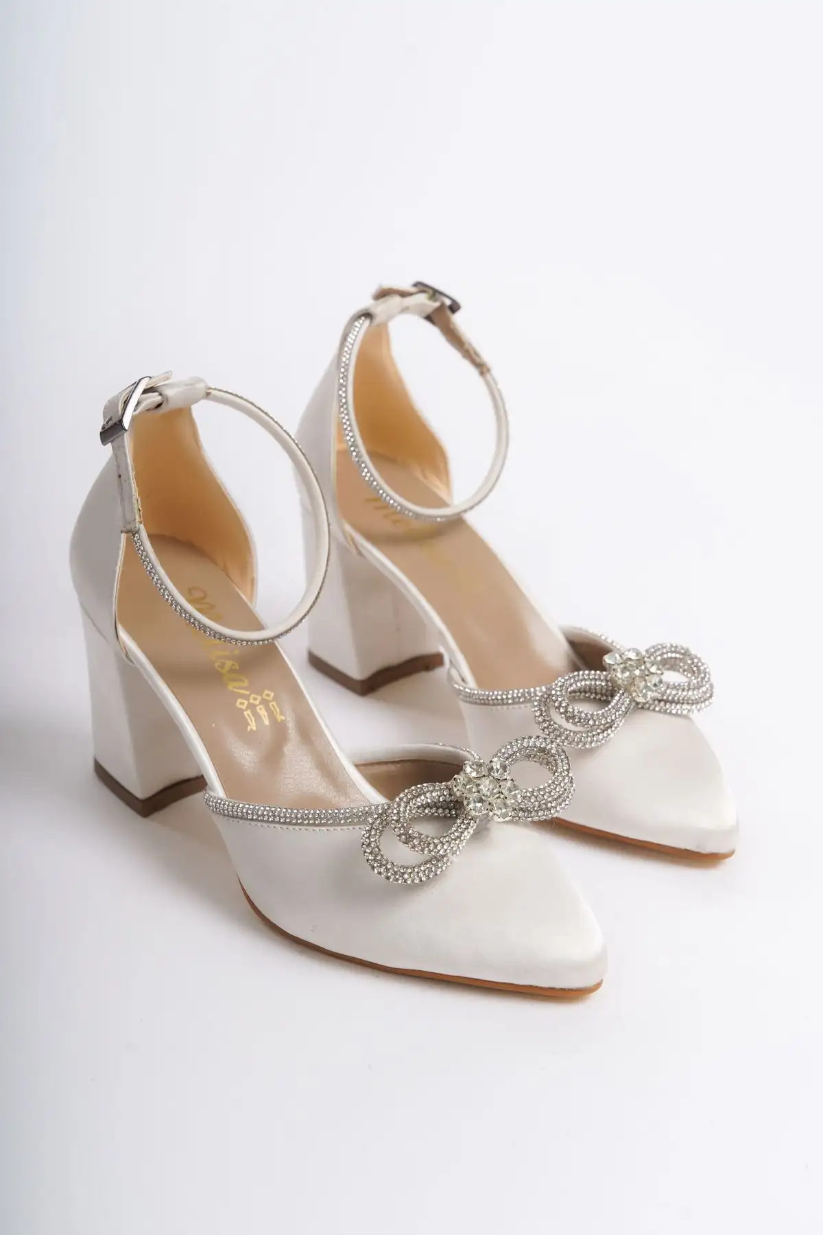 کفش پاشنه‌ بلند زنانه کفش پاشنه‌بلند زنانه ساتن سدهف با سنگ تزئینی و گره‌دار BG1042-119-0020 - 3691