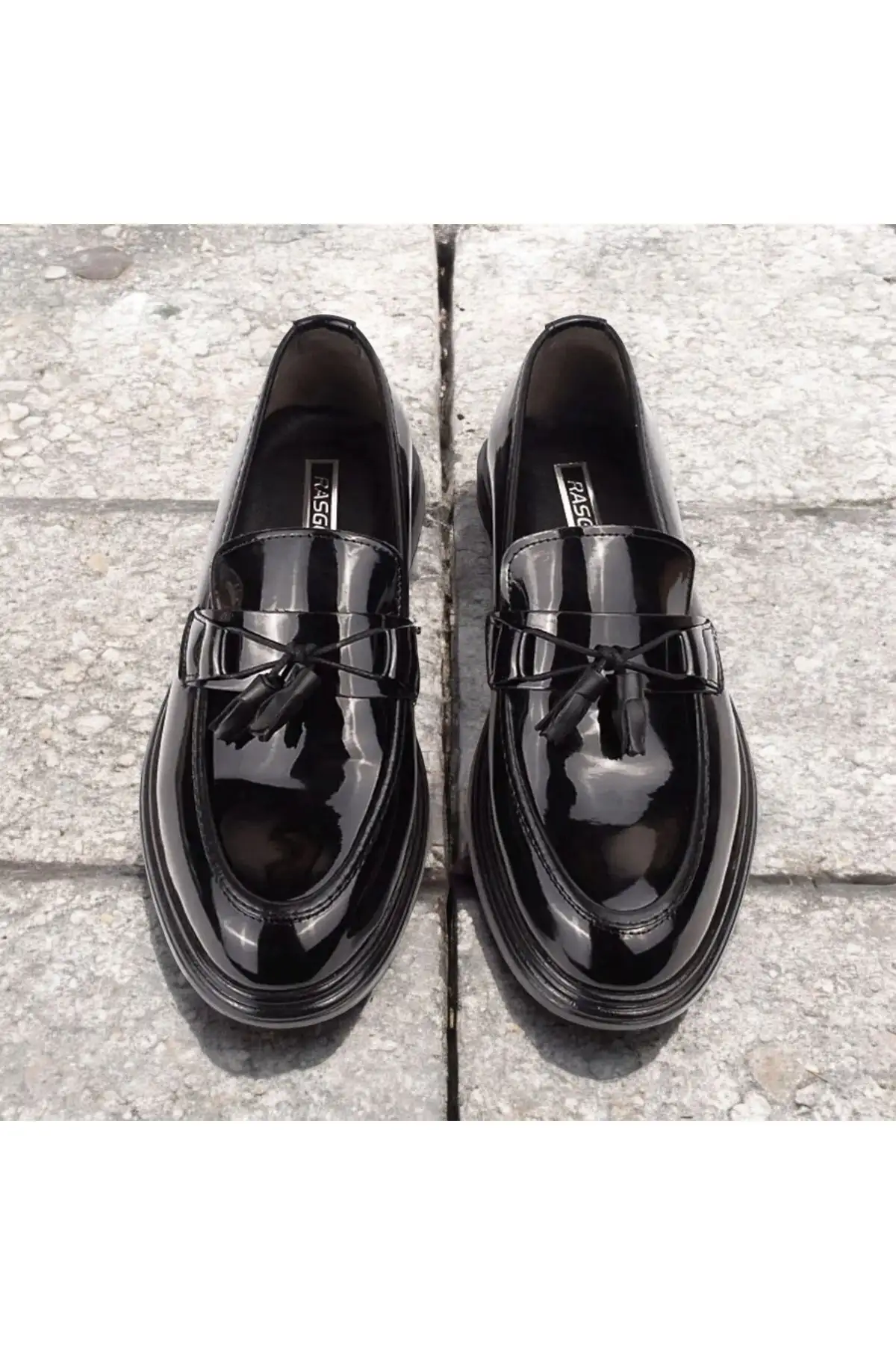 کفش رسمی مردانه کلاسیک مشکی براق با پاپیون و کفی ضخیم طراحی شیک - 4629