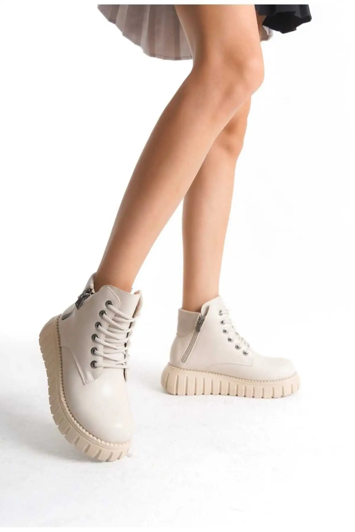 بوت مردانه کفش پلار رنگ بژ با یقه زنانه - 3426 بوت مردانه کفش پلار رنگ بژ با یقه زنانه - 3426