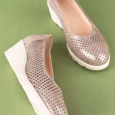 کفش پاشنه‌ بلند زنانه مادر راحت و شیک با پاشنه برجسته از چرم طبیعی مدل ell.6596 - 5122