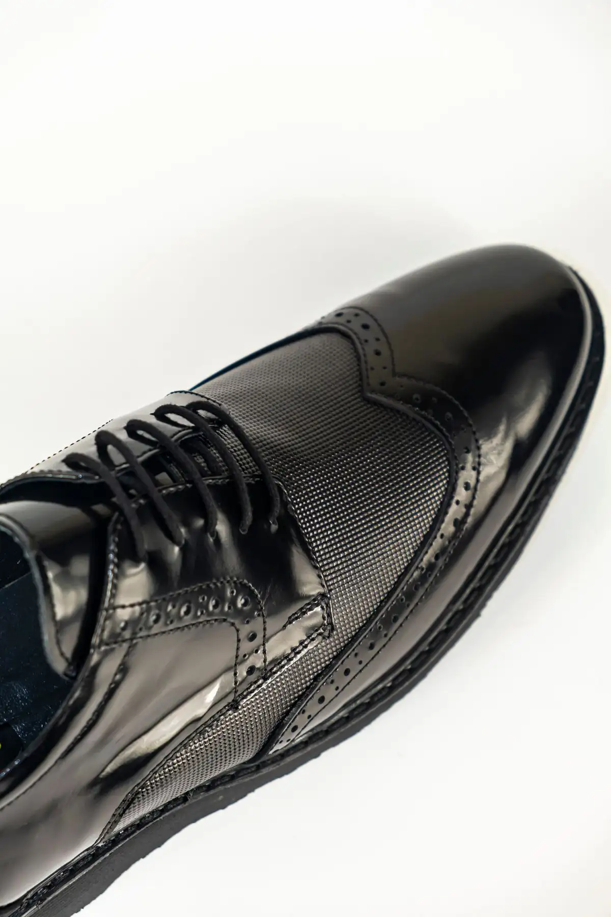 کفش رسمی مردانه 4297 مشکی براق اورتودنیک با کفی نرم - 4762