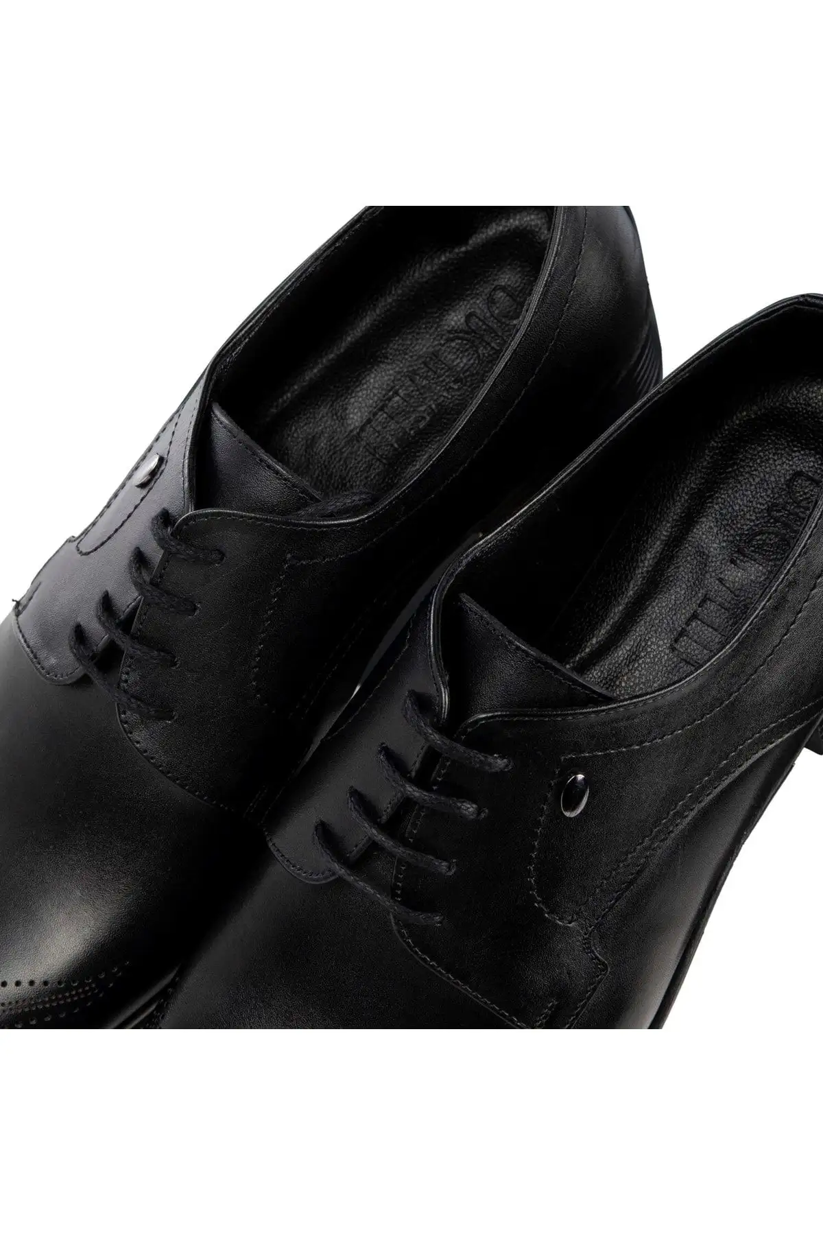 سایز بزرگ مردانه 1. کفش کلاسیک مردانه از چرم طبیعی توره
2. کفش کلاسیک دربی
3. کفش کلاسیک بنددار - 3513 سایز بزرگ مردانه 1. کفش کلاسیک مردانه از چرم طبیعی توره 2. کفش کلاسیک دربی 3. کفش کلاسیک بنددار - 3513