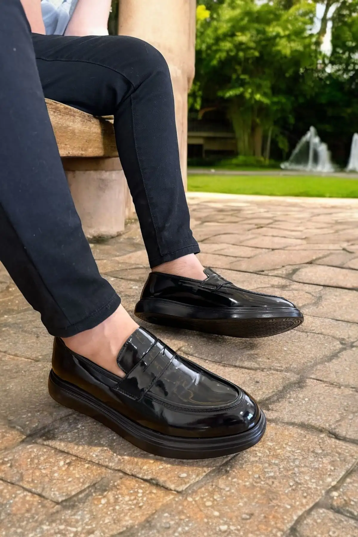 کفش رسمی مردانه کفش مردانه مشکی، براق - طراحی شیک و رسمی، کفش کلاسیک در سایزهای ۳۶، ۳۷، ۳۸، ۳۹، ۴۰، ۴۱، ۴۲، ۴۳، ۴۴ - 3902 کفش رسمی مردانه کفش مردانه مشکی، براق - طراحی شیک و رسمی، کفش کلاسیک در سایزهای ۳۶، ۳۷، ۳۸، ۳۹، ۴۰، ۴۱، ۴۲، ۴۳، ۴۴ - 3902