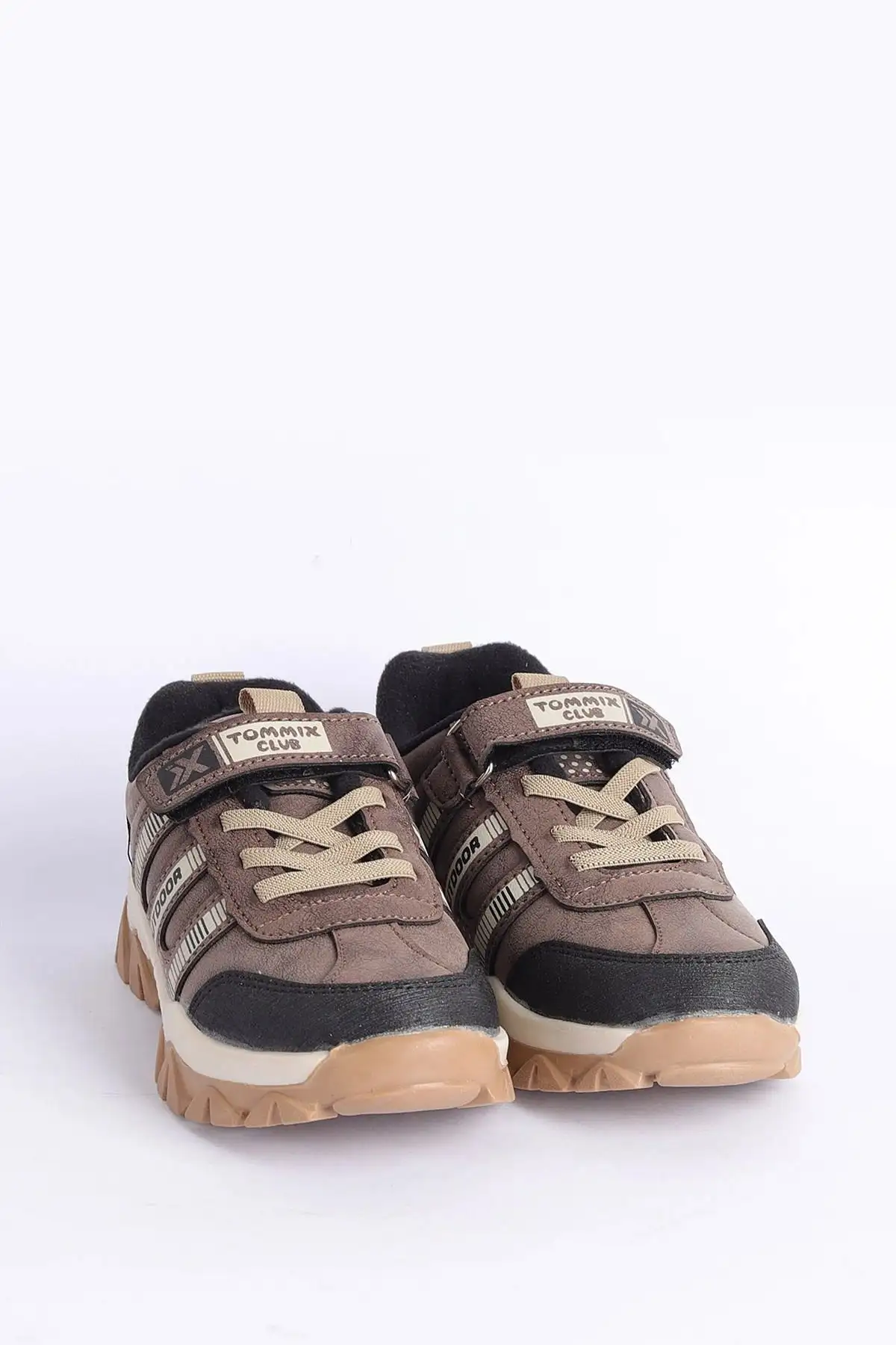 کفش پسرانه کفش کودکانه خارجی با بند و چسبدار با کفی بلند - 3761 کفش پسرانه کفش کودکانه خارجی با بند و چسبدار با کفی بلند - 3761