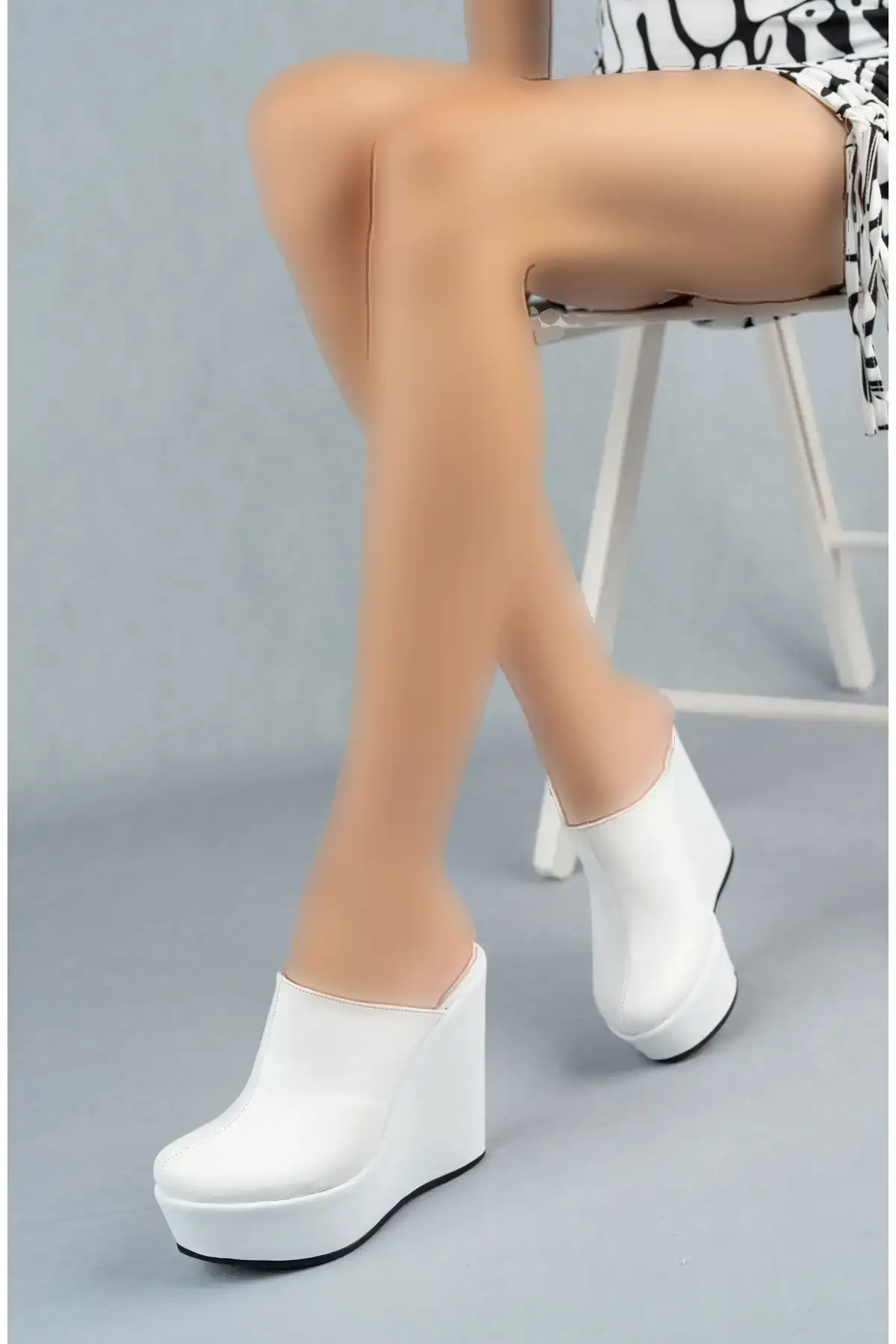 کفش پاشنه بلند زنانه کارلا؛ صندل پاشنه  12 سانتی متری سفید (لطفاً برای سایز مناسب توضیحات محصول را مطالعه فرمایید) - 5116 کفش پاشنه بلند زنانه کارلا؛ صندل پاشنه 12 سانتی متری سفید (لطفاً برای سایز مناسب توضیحات محصول را مطالعه فرمایید) - 5116