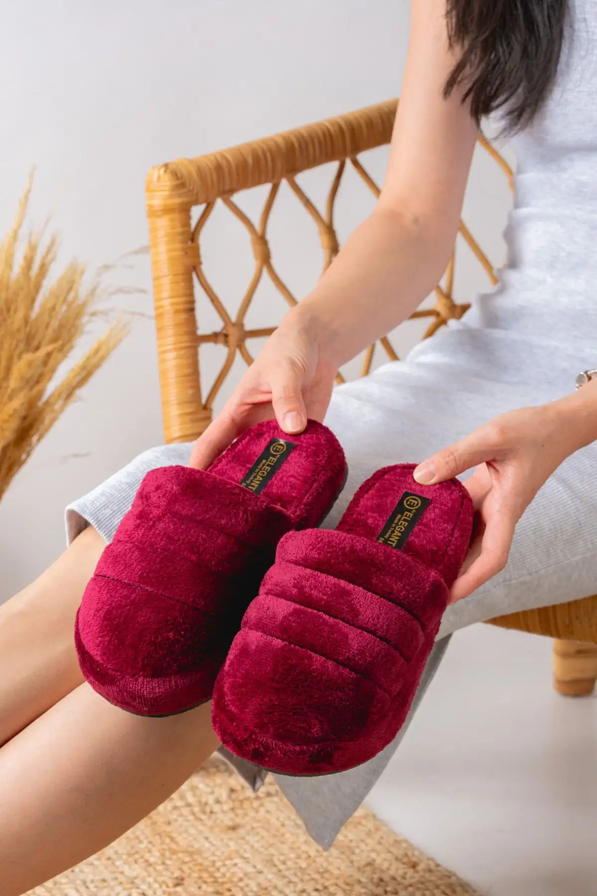 کفش راحتی خانه ترجمه محصول به فارسی: «دمپایی زنانه سکوت سه عددی، دمپایی  برای ، دمپایی مهمان، دمپایی جهیزیه» - 4608 کفش راحتی خانه ترجمه محصول به فارسی: «دمپایی زنانه سکوت سه عددی، دمپایی برای ، دمپایی مهمان، دمپایی جهیزیه» - 4608