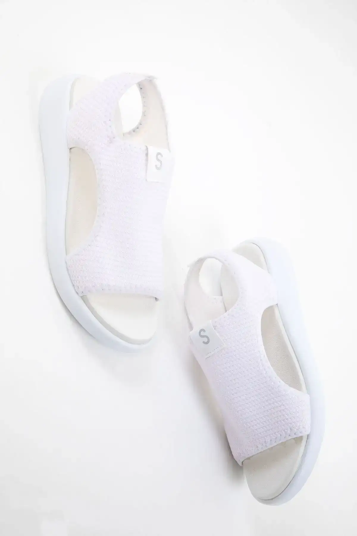 کفش صندل زنانه   سفید 16136 - 5328 کفش صندل زنانه سفید 16136 - 5328