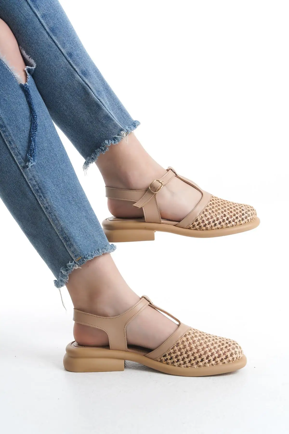کفش صندل زنانه سندل روزمره با زیره پلی، جلوبسته و بند حصیری لونیان - 4069