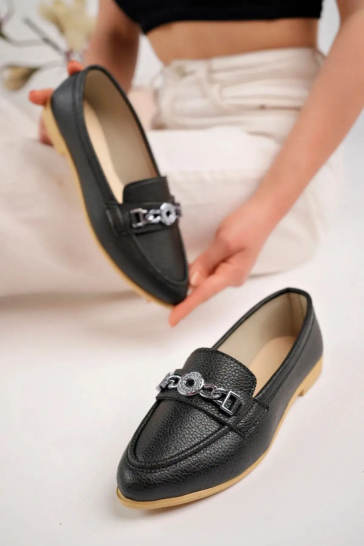 کفش اداری زنانه باله راحت و سبک با طراحی آناتومیک و اورتوپدیک برای استفاده روزمره، مناسب برای خانه، دفتر و فضای بیرون. - 4383 کفش اداری زنانه باله راحت و سبک با طراحی آناتومیک و اورتوپدیک برای استفاده روزمره، مناسب برای خانه، دفتر و فضای بیرون. - 4383