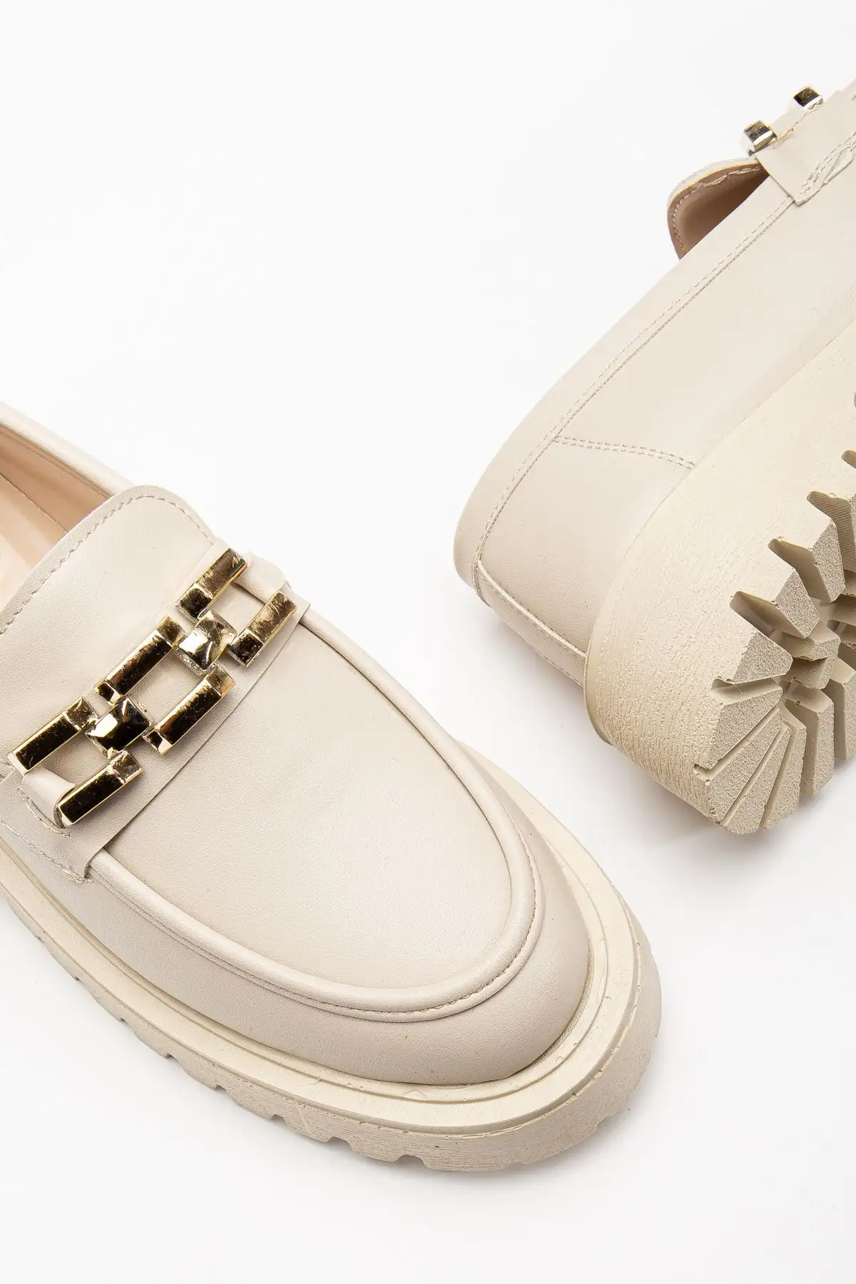 راحتی و سبک روزمره کفش موکاسین زنانه با کفی ارتوپدی و انعطافپذیر در رنگ بژ، با ضمانت پیادهروی - 3707 راحتی و سبک روزمره کفش موکاسین زنانه با کفی ارتوپدی و انعطافپذیر در رنگ بژ، با ضمانت پیادهروی - 3707