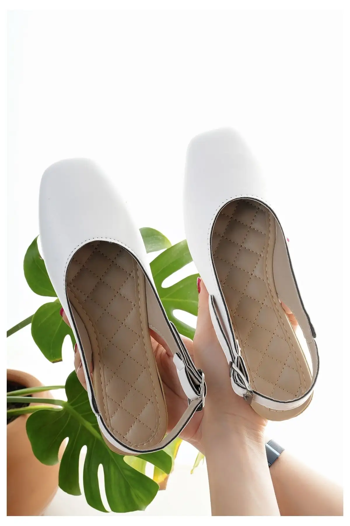 کفش اداری زنانه کفش زنانه باله سفید، صندل شیک، مناسب خانه، کار، اداره و استفاده روزمره - 3220 کفش اداری زنانه کفش زنانه باله سفید، صندل شیک، مناسب خانه، کار، اداره و استفاده روزمره - 3220