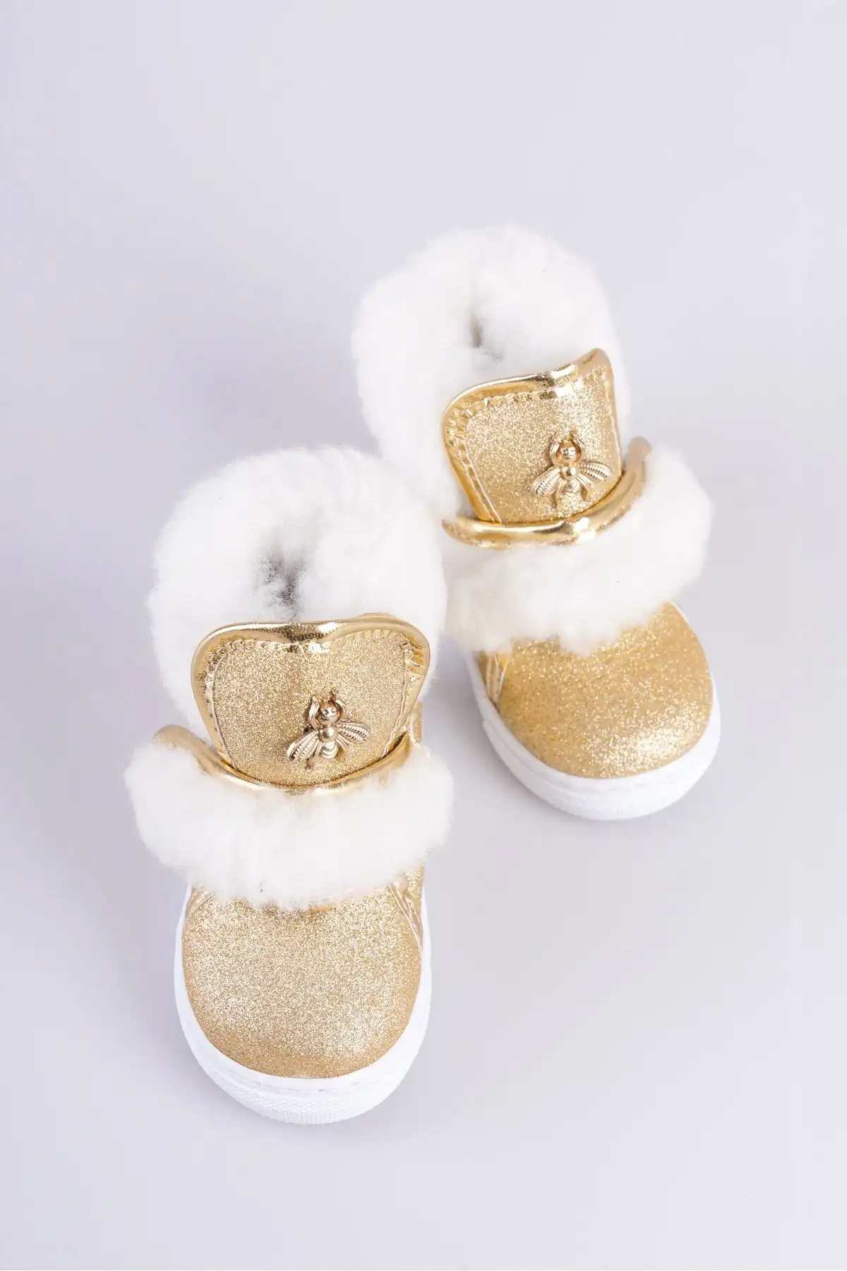 بوت بچگانه بوت دخترانه با جزئیات زنبوری و زیره ضد لغزش، با رویه مخملی و پوشش طلایی. - 3411