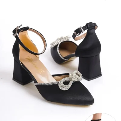 کفش اداری زنانه کفش پاشنه بلند زنانه مخمل مشکی با تزئینات سنگی و پاپیونی BG1042-119-0019 - 3544