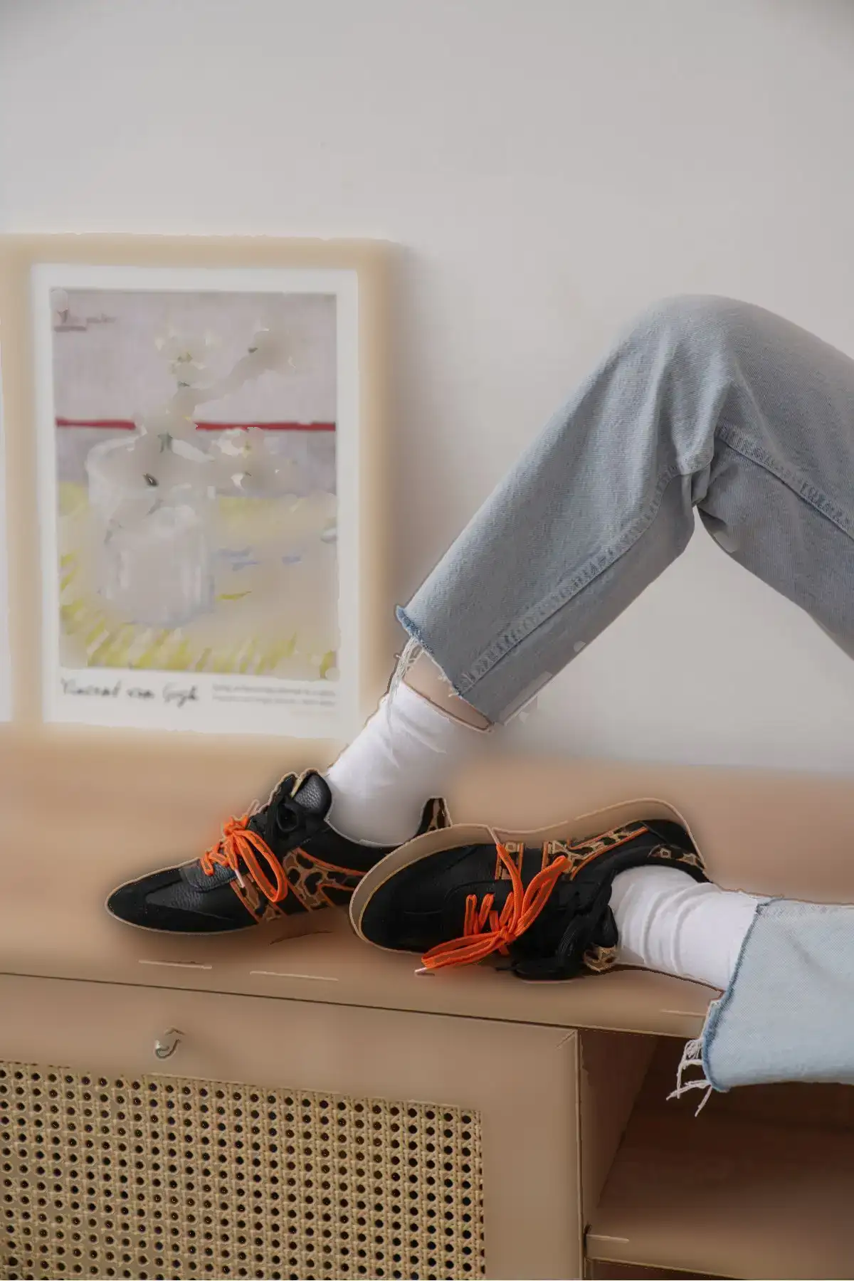 کفش زنانه  ورزشی  - 4039 کفش زنانه ورزشی - 4039