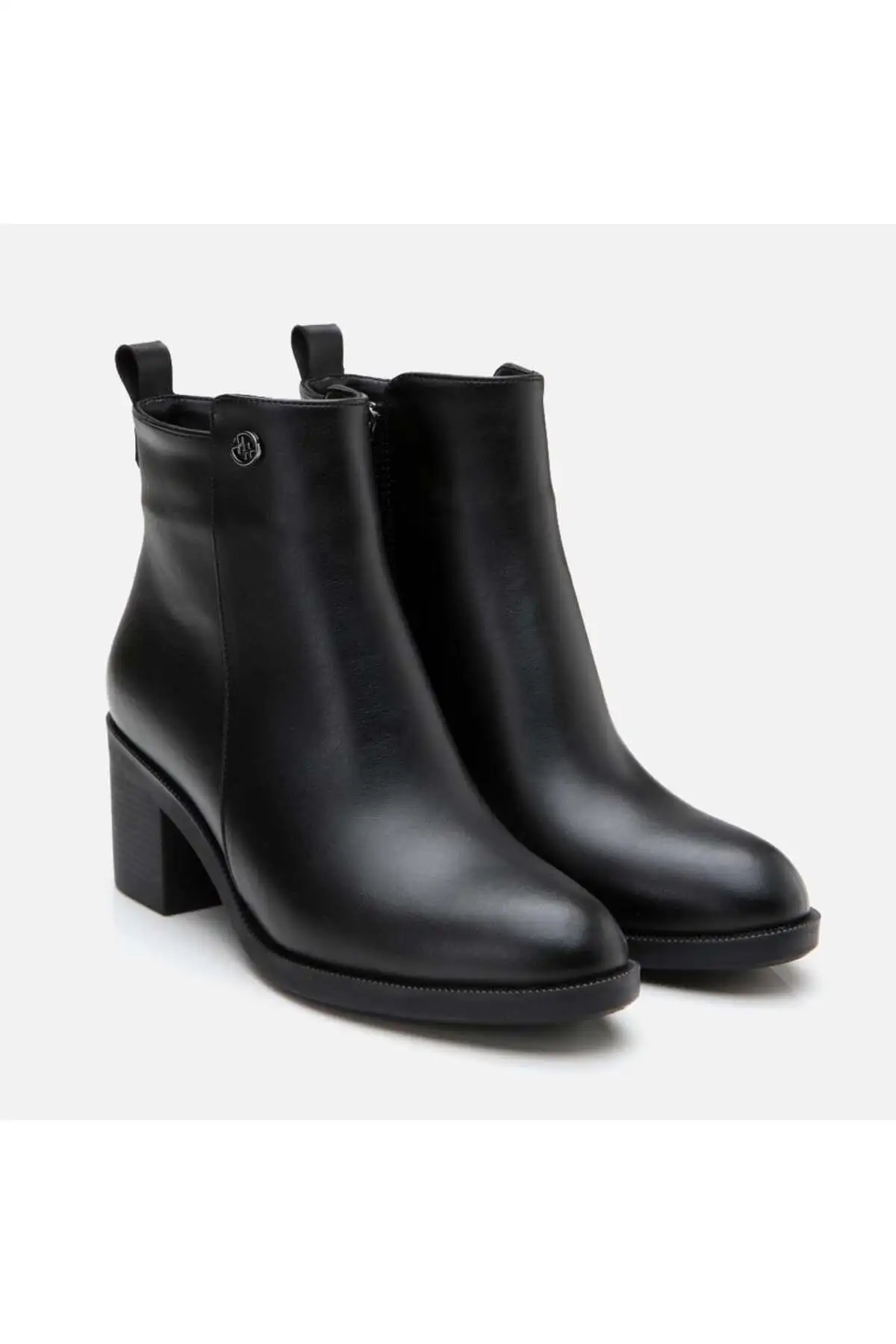 بوت و نیم بوت زنانه پوتین زنانه مشکی 01BOY295410A100 - 3456 بوت و نیم بوت زنانه پوتین زنانه مشکی 01BOY295410A100 - 3456