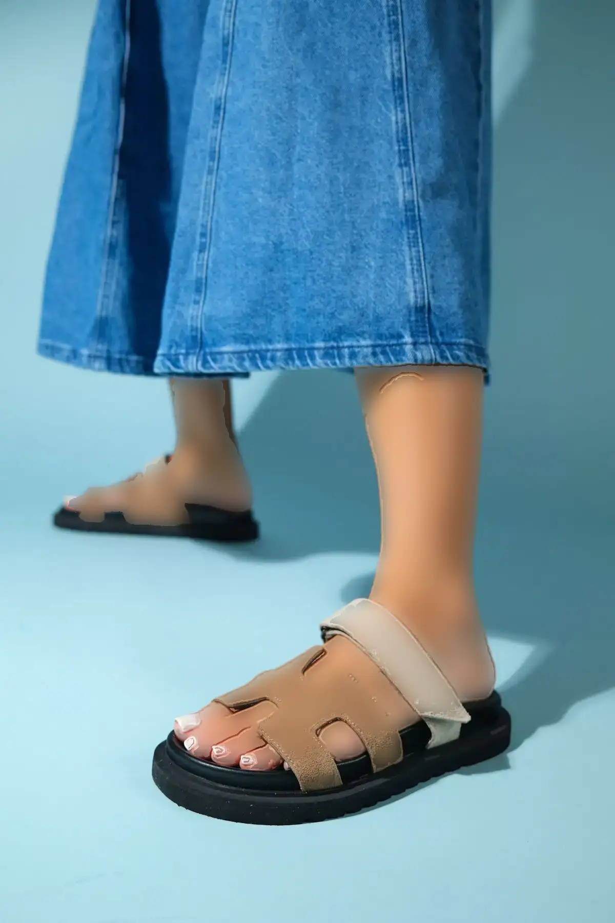 کفش راحتی خانه کفش روفرشی زنانه مورت (MORTE) - رنگ خاکی و بژ، از جنس چرم طبیعی و سوئیت - 3885 کفش راحتی خانه کفش روفرشی زنانه مورت (MORTE) - رنگ خاکی و بژ، از جنس چرم طبیعی و سوئیت - 3885