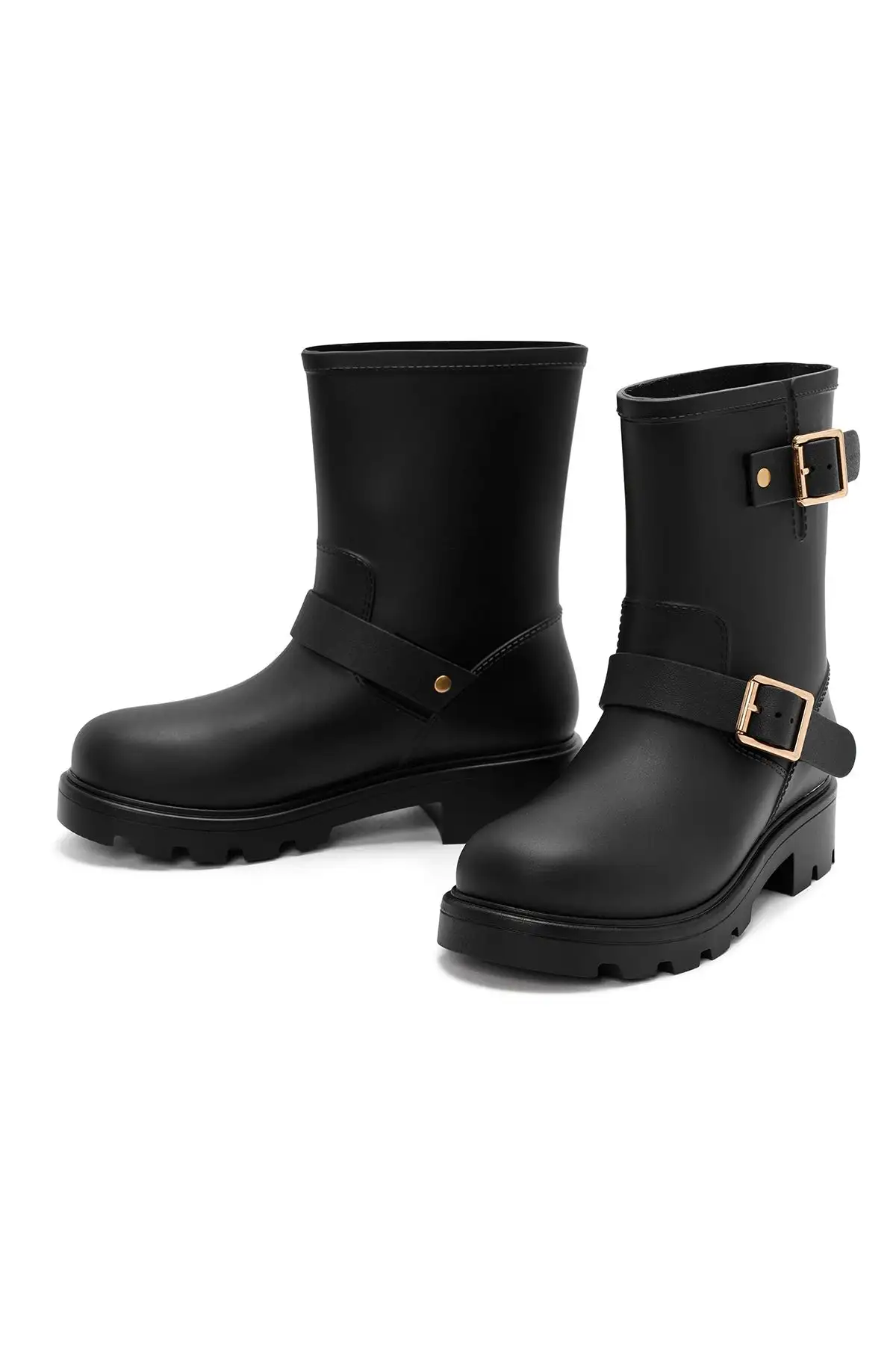 بوت و نیم بوت زنانه چکمه بارانی  مشکی با جزئیات زینتی 24WFE4751PV - 5030 بوت و نیم بوت زنانه چکمه بارانی مشکی با جزئیات زینتی 24WFE4751PV - 5030