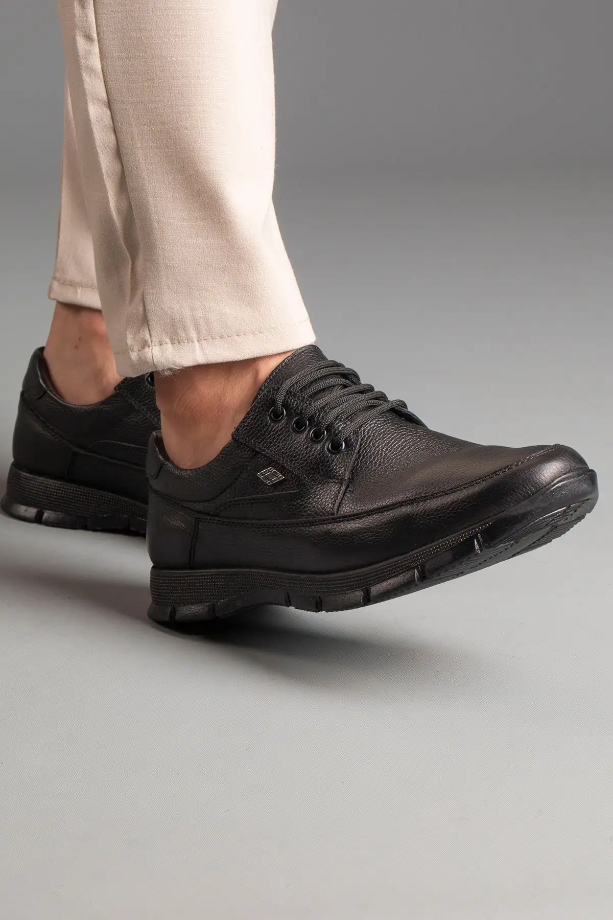 کفش روزمره مردانه زمستانی چرم با ماساژ پاشنه ارتوپدیک - 4809