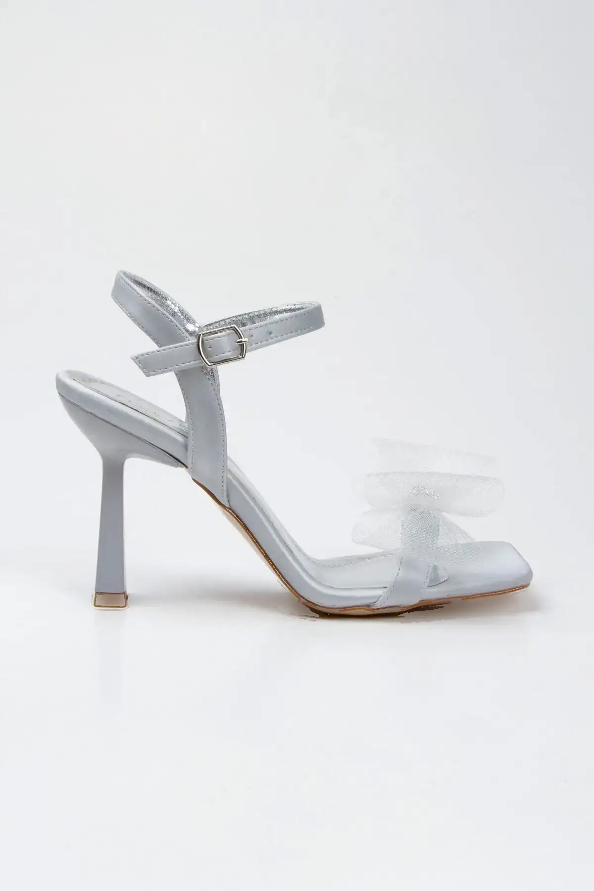 کفش پاشنه‌ بلند زنانه پاشنه ۹ سانتی تولید خاص نقره‌ای - 5142