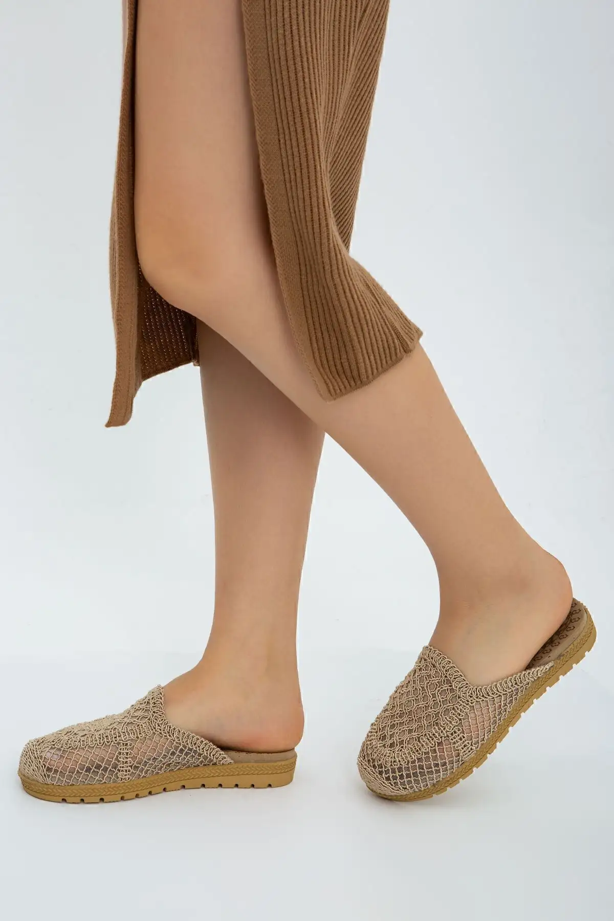 کفش راحتی خانه پک ۳ عددی دمپایی کنفی با جلو بسته مخصوص فضای باز و داخل منزل - ست لوازم چای عروسی - 3979 کفش راحتی خانه پک ۳ عددی دمپایی کنفی با جلو بسته مخصوص فضای باز و داخل منزل - ست لوازم چای عروسی - 3979