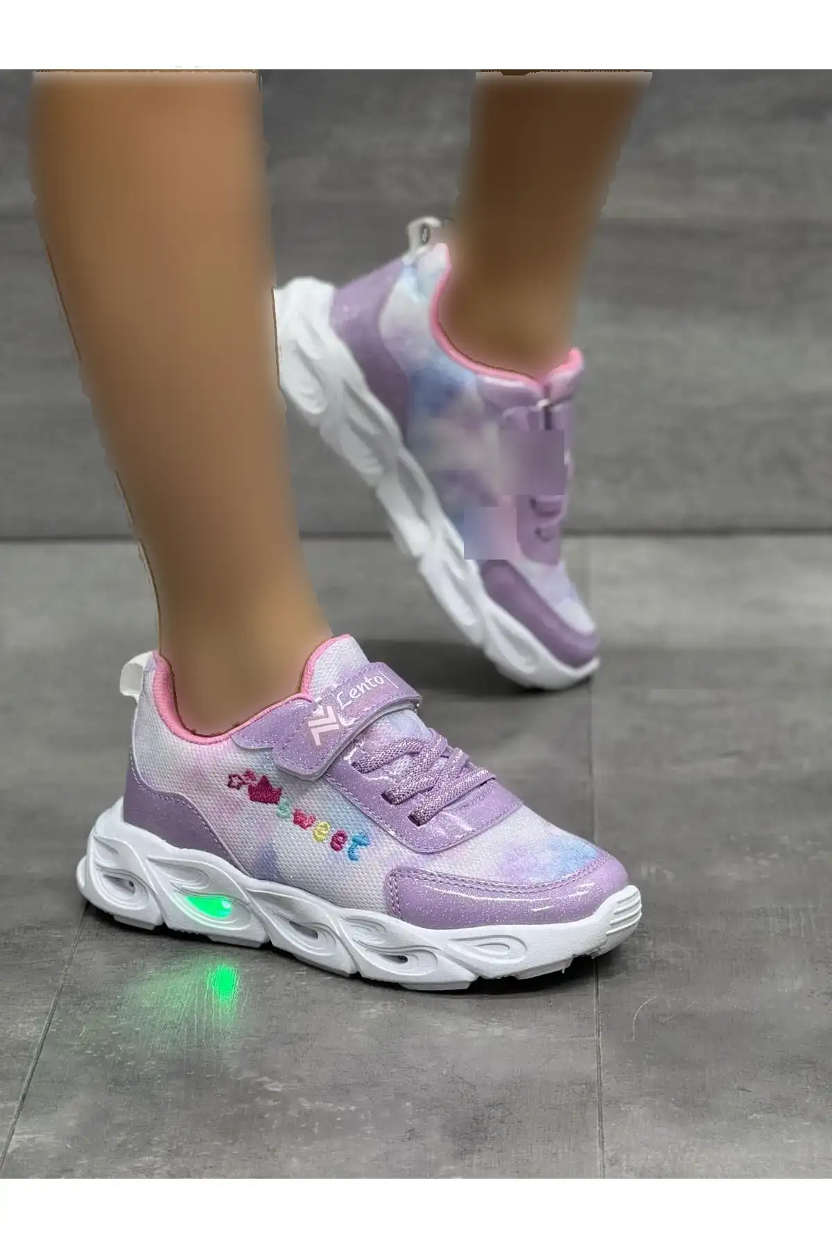 کفش دخترانه یک کفش ورزشی اورتوپدیک یونیسکس بچگانه با چراغ (لامپدار) - 3815 کفش دخترانه یک کفش ورزشی اورتوپدیک یونیسکس بچگانه با چراغ (لامپدار) - 3815